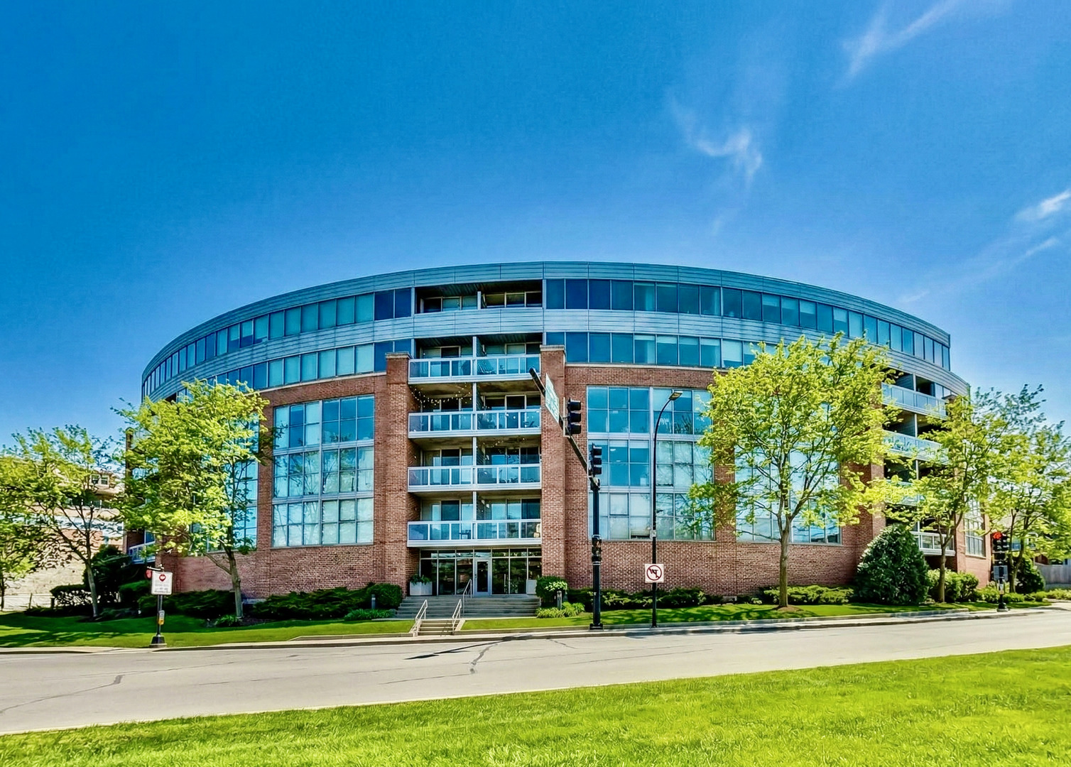 1228 EMERSON Street #304, Evanston, IL 60201