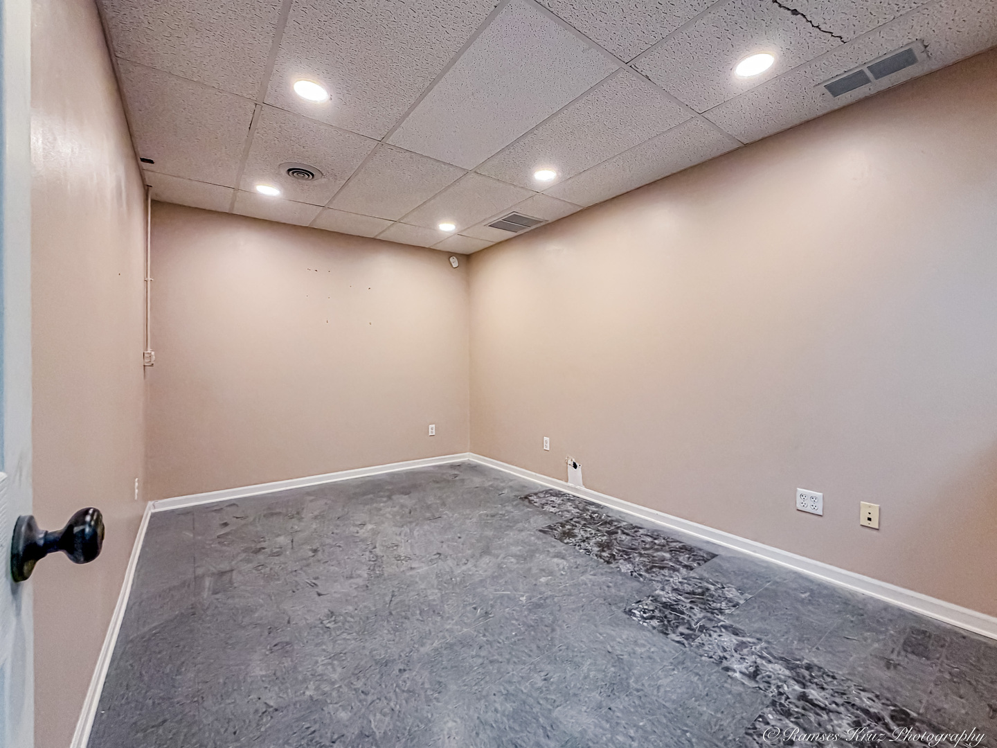 2 Hankes Road #B, Aurora, IL 60506