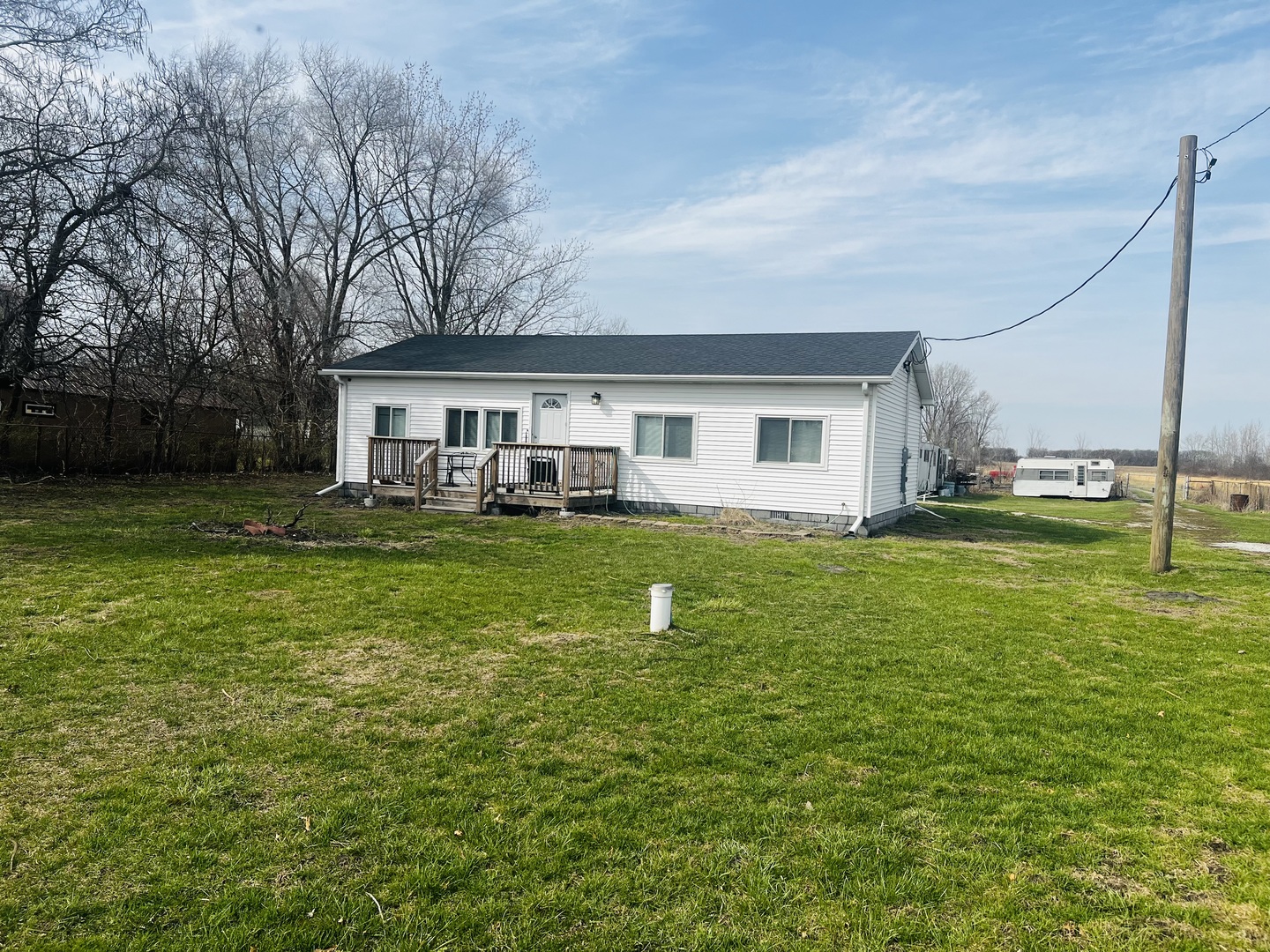 17611 E 4750s Road, Pembroke Twp, IL 60958