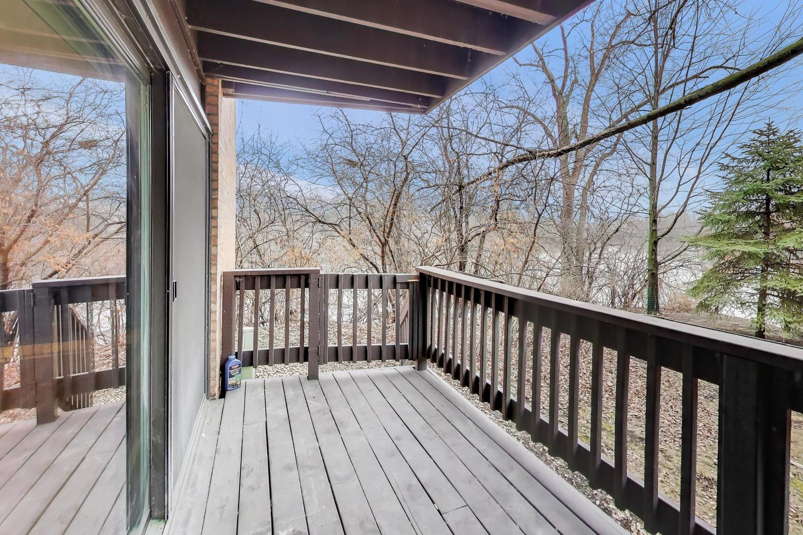 1615 Maple Terrace #115-1L, Lisle, IL 60532