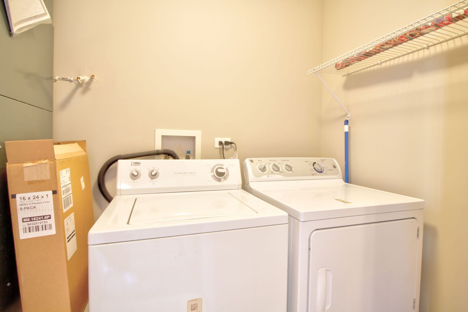 2427 Sheehan Circle #202, Naperville, IL 60564