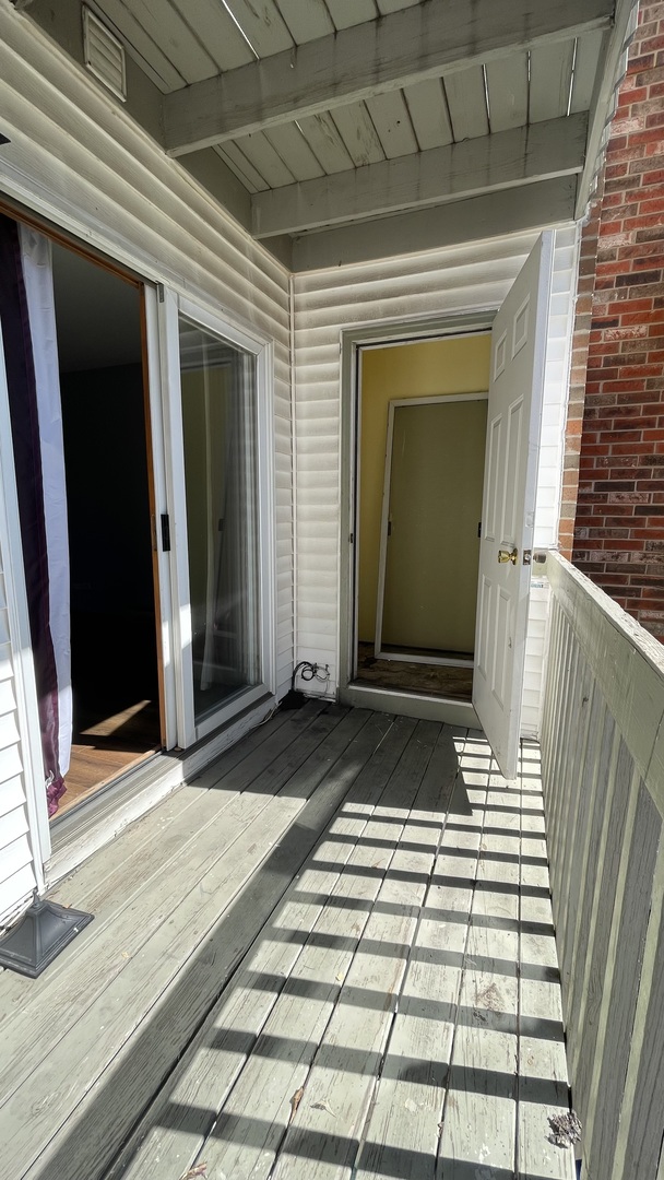 4301 W Shamrock Lane #2D, McHenry, IL 60050