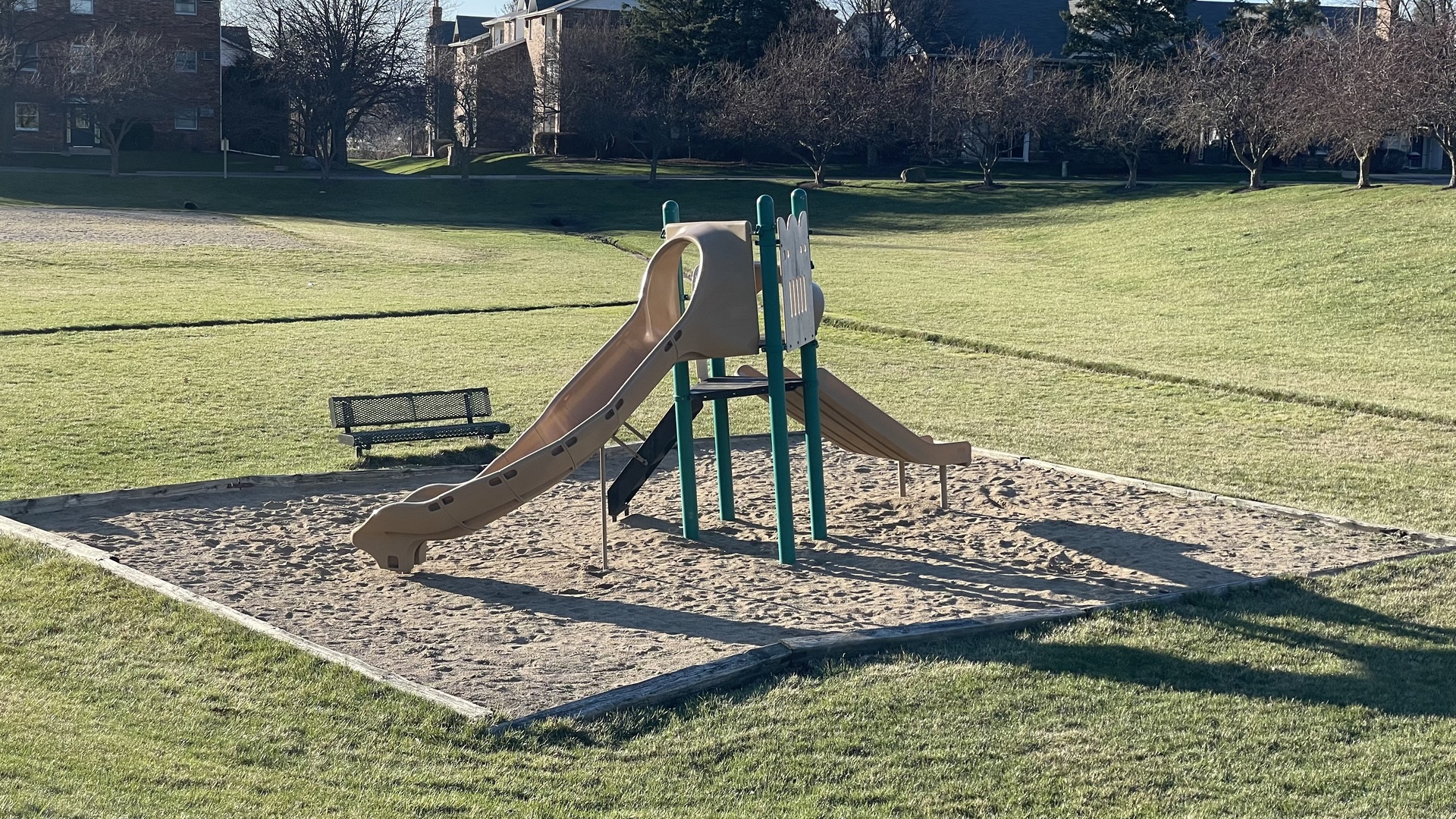 4301 W Shamrock Lane #2D, McHenry, IL 60050