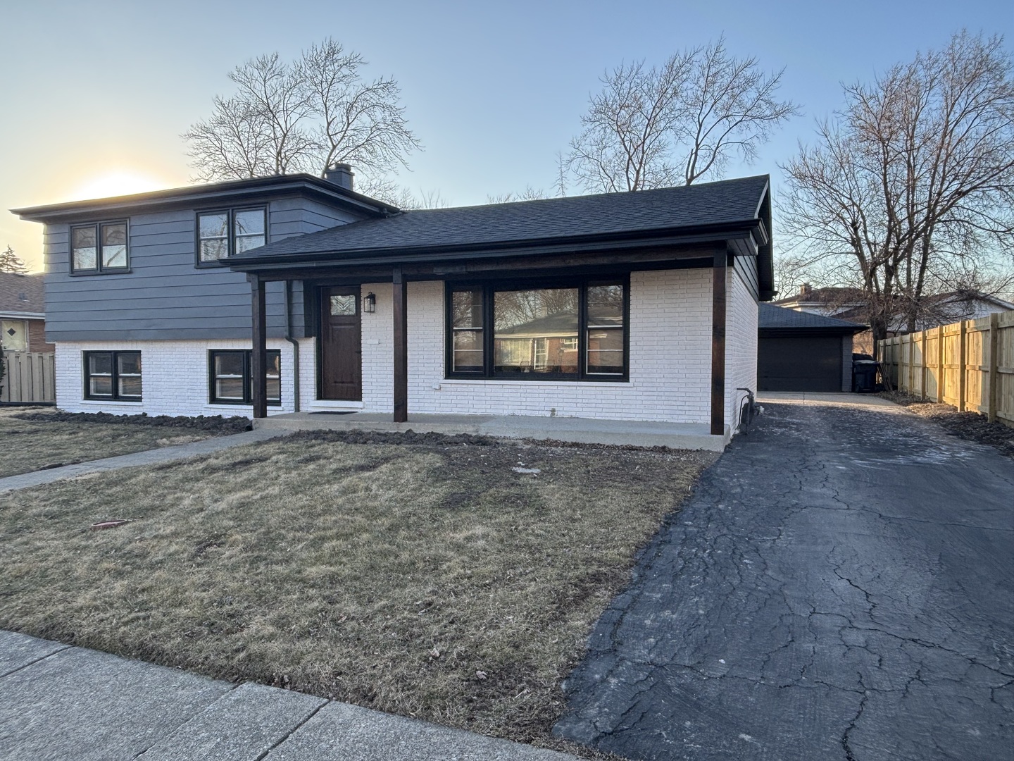 South Holland, IL 60473