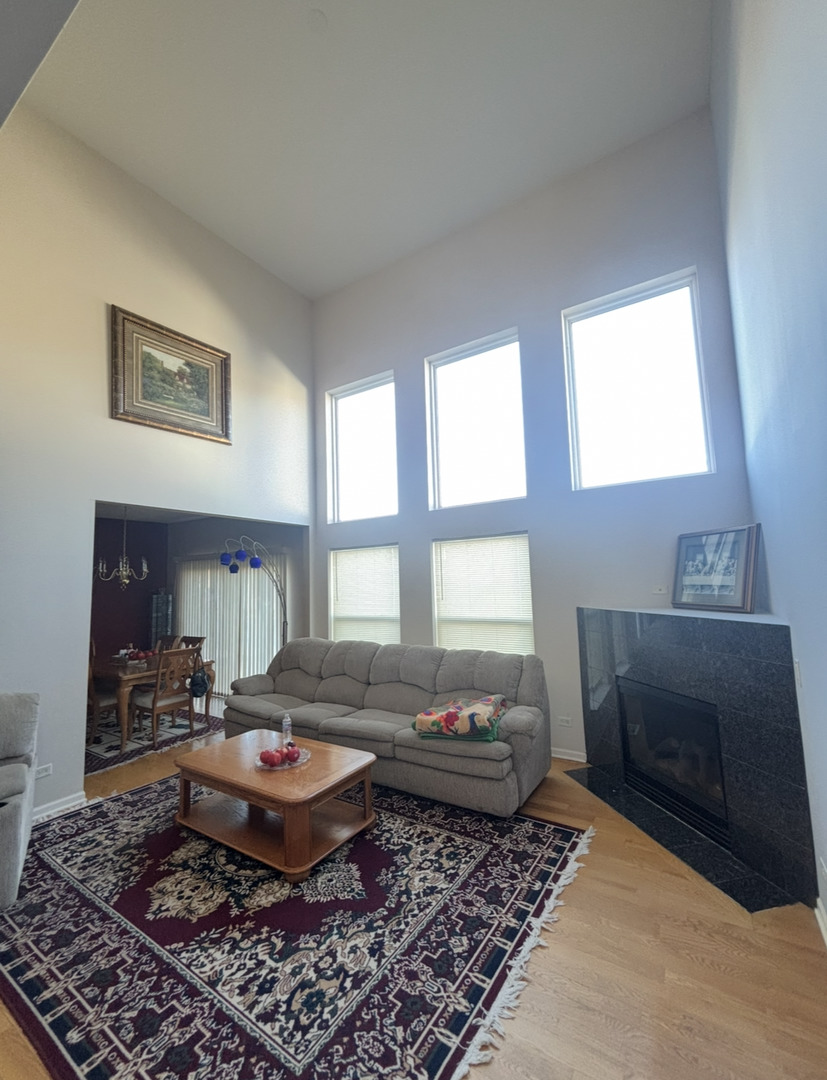 354 Aaron Lane, Bolingbrook, IL 60440