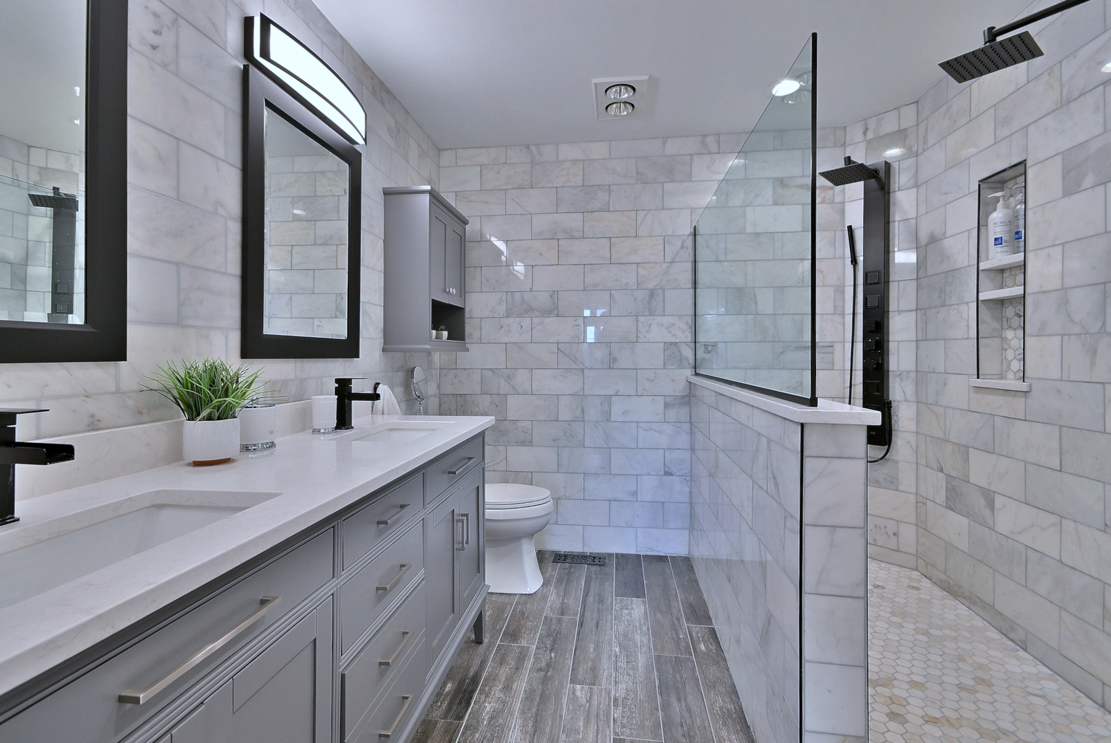 142 W 3rd Street #142, Elmhurst, IL 60126