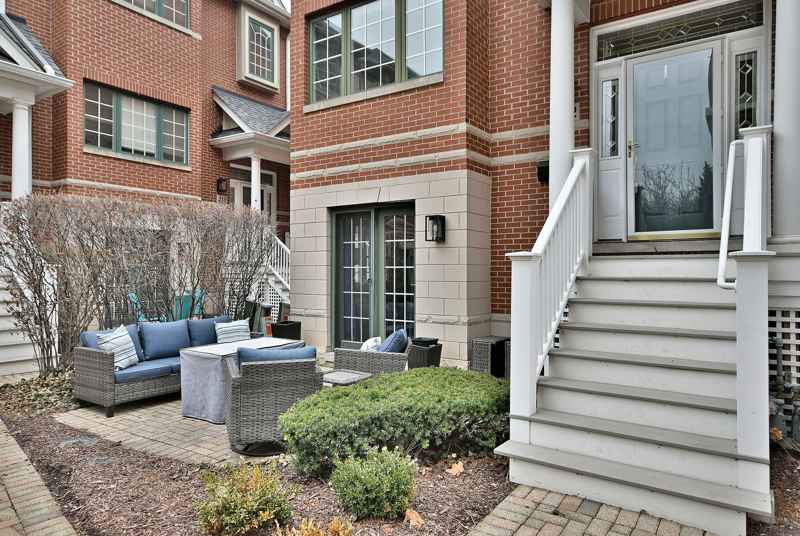 142 W 3rd Street #142, Elmhurst, IL 60126