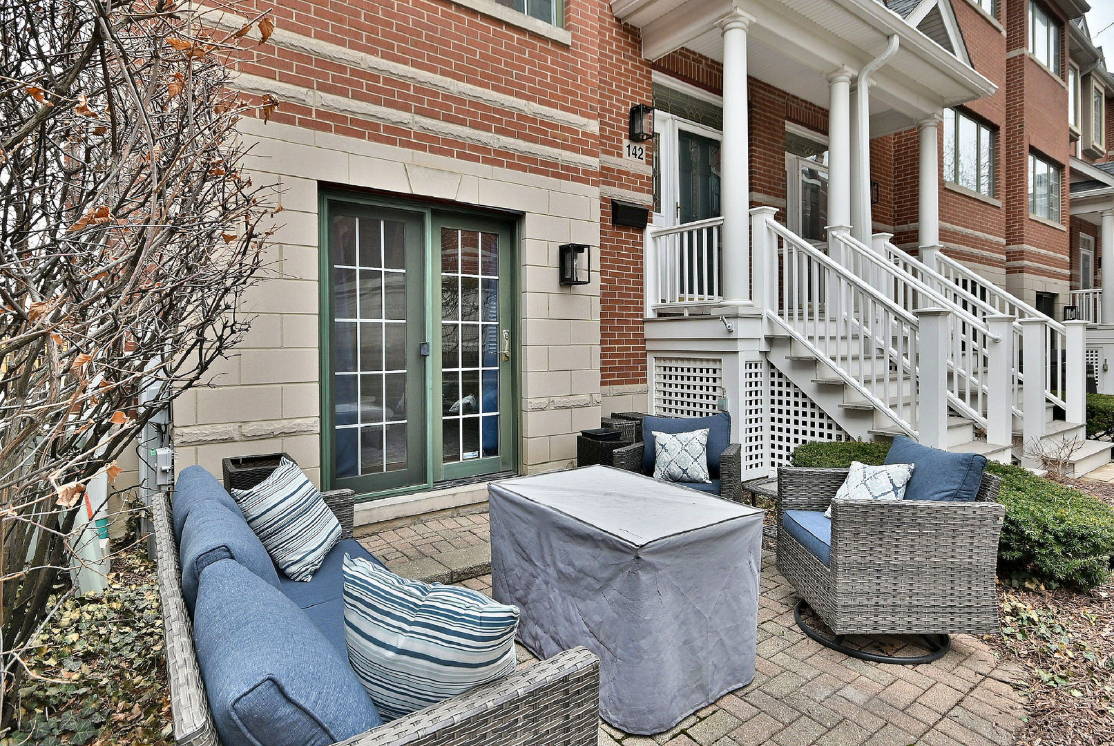 142 W 3rd Street #142, Elmhurst, IL 60126