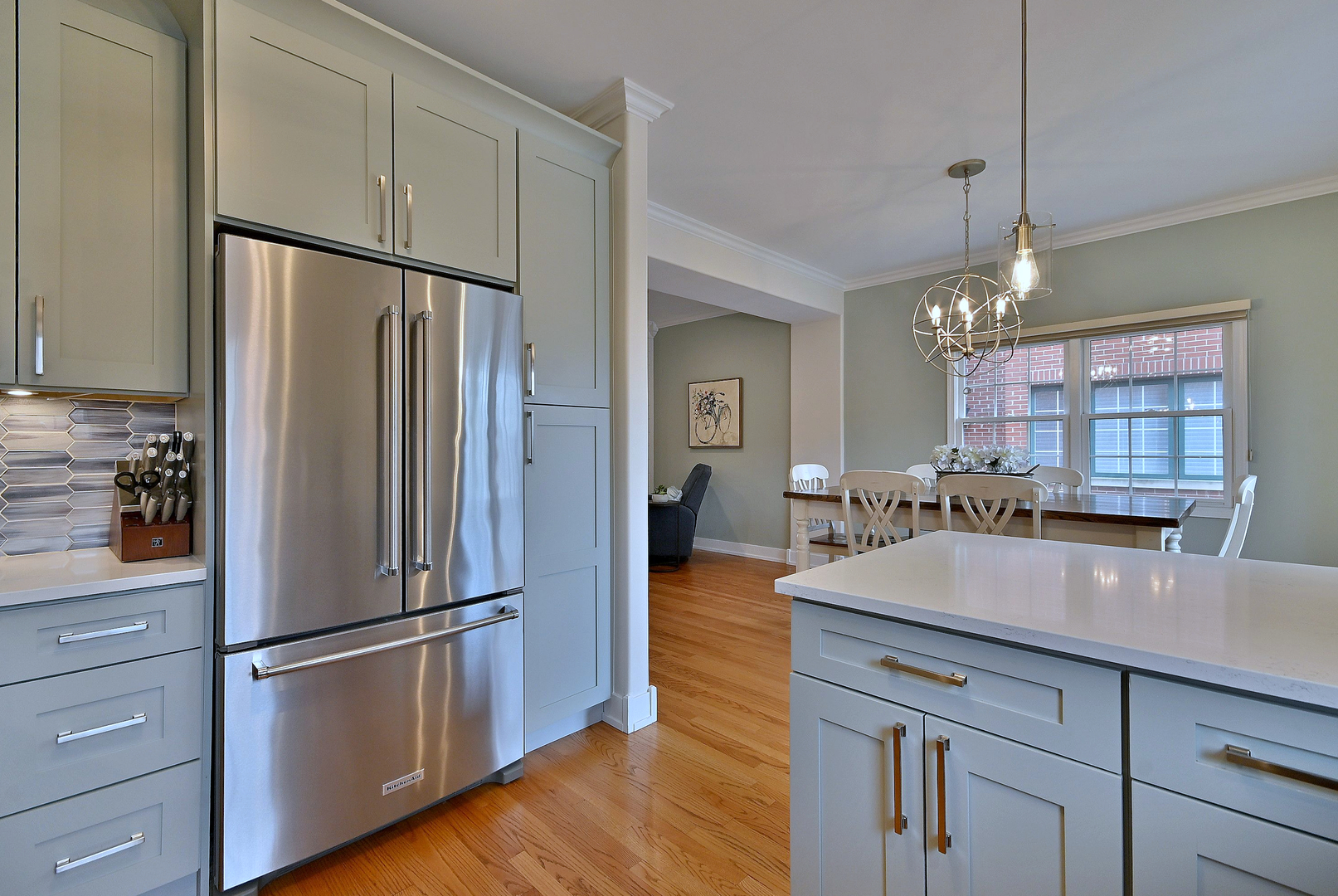 142 W 3rd Street #142, Elmhurst, IL 60126