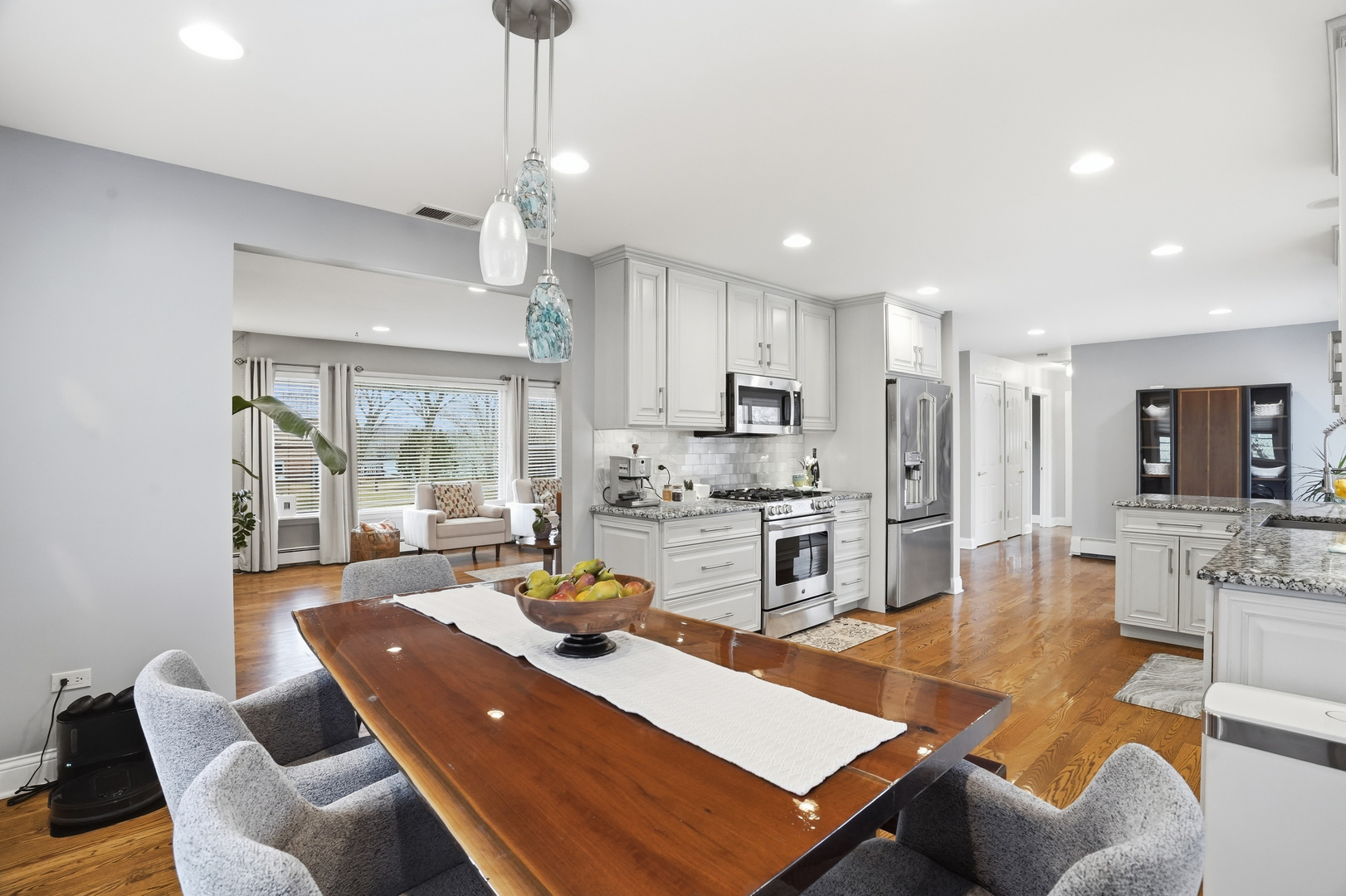 34757 N Iroquois Trail, McHenry, IL 60051