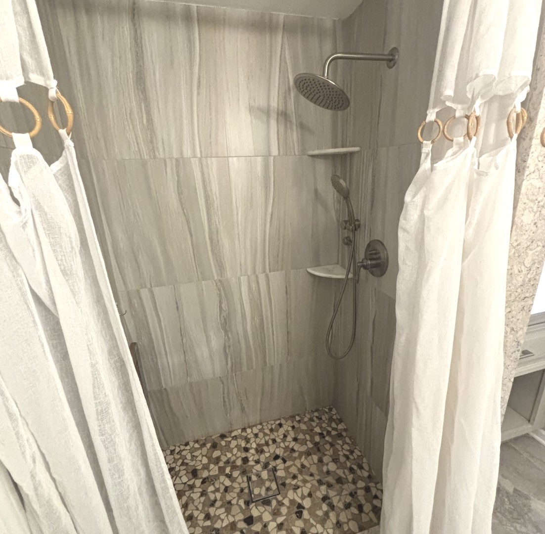 34757 N Iroquois Trail, McHenry, IL 60051