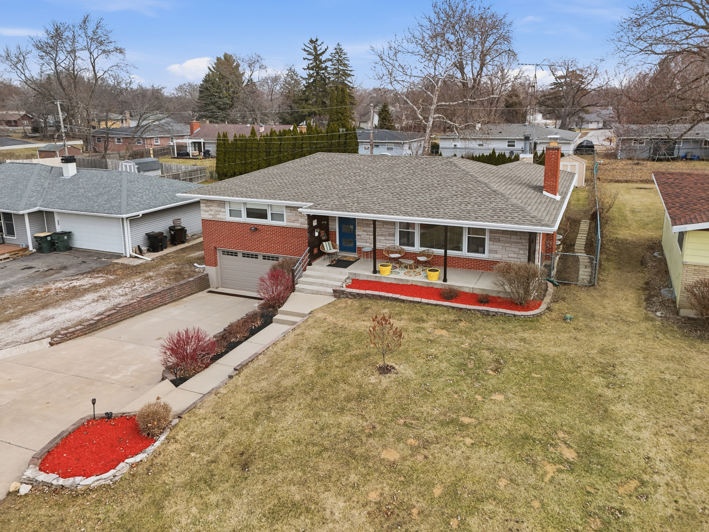 34757 N Iroquois Trail, McHenry, IL 60051