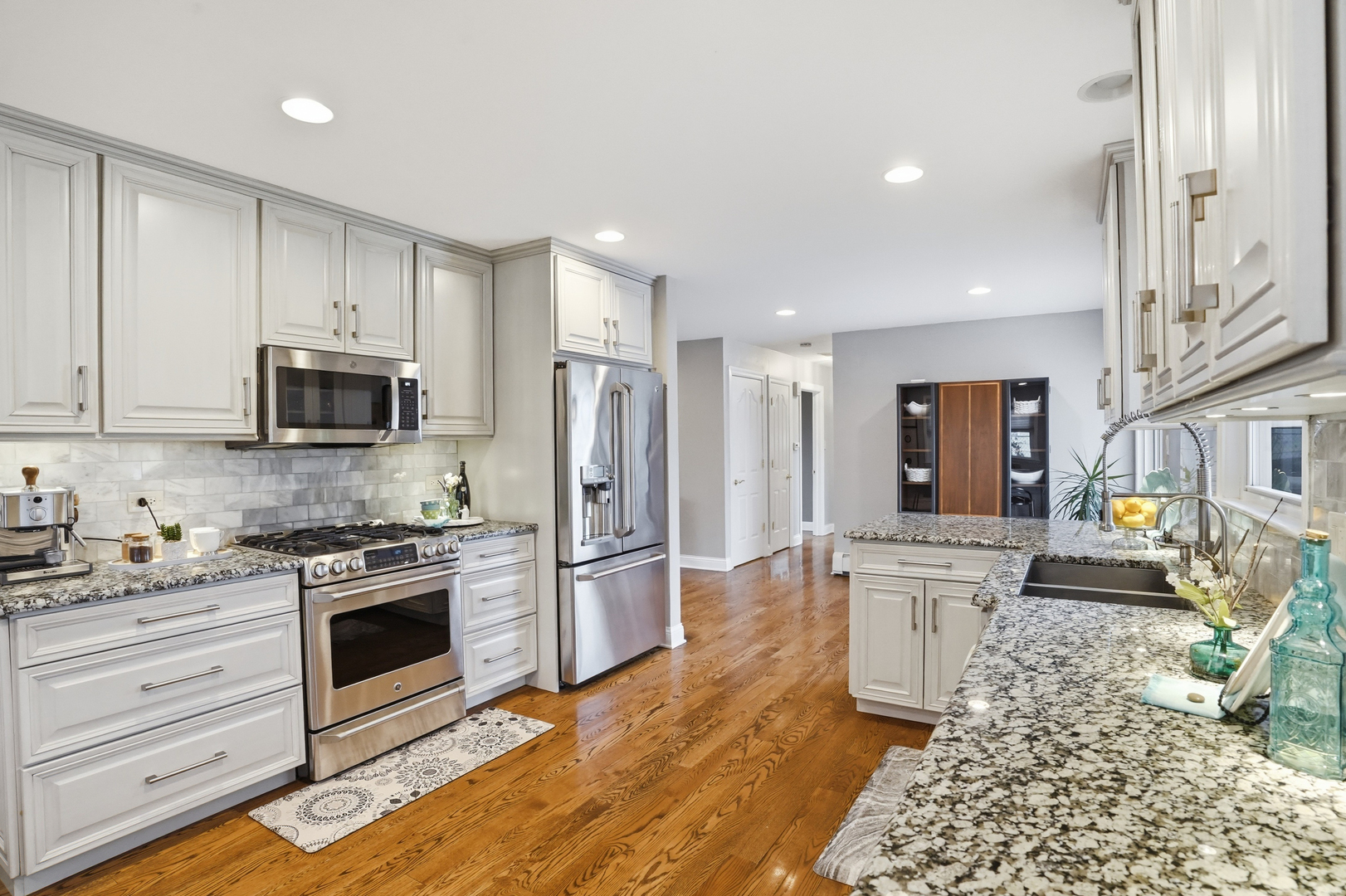 34757 N Iroquois Trail, McHenry, IL 60051