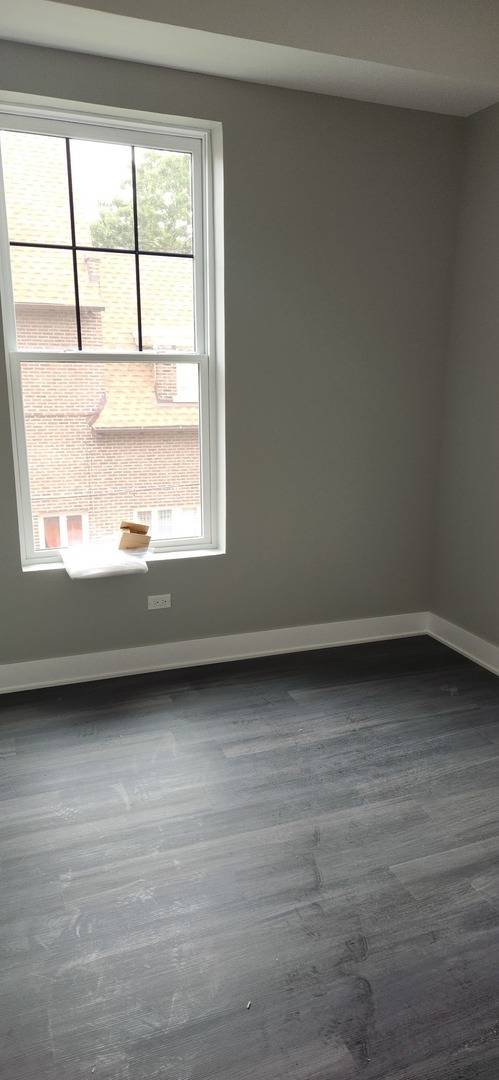 1023 E 45th Street #2, Chicago, IL 60653