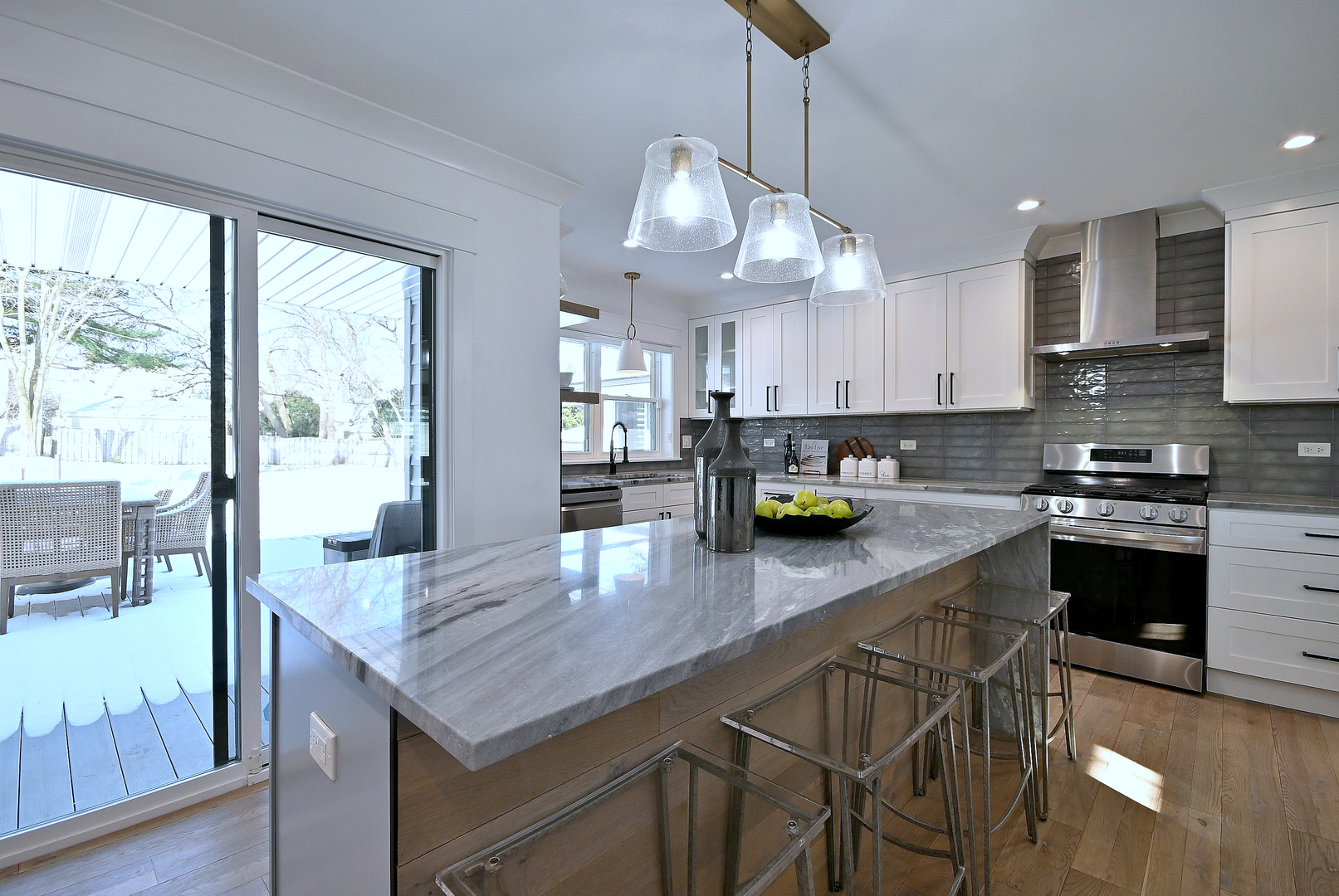 252 Ann Street, Clarendon Hills, IL 60514