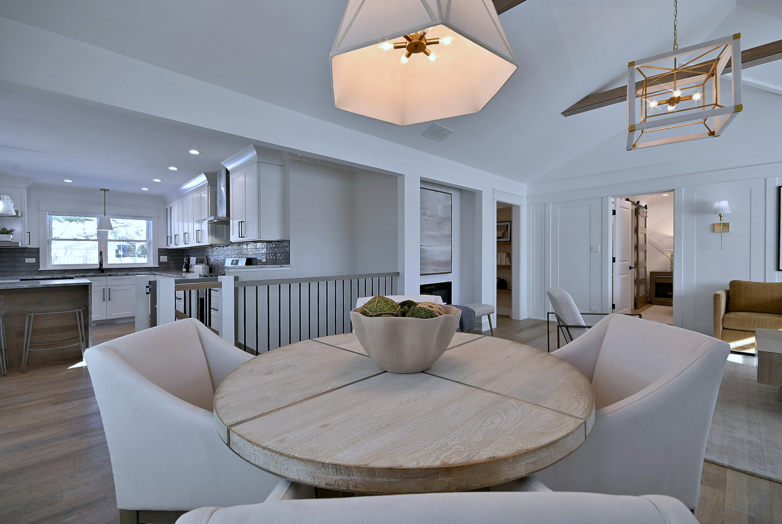 252 Ann Street, Clarendon Hills, IL 60514