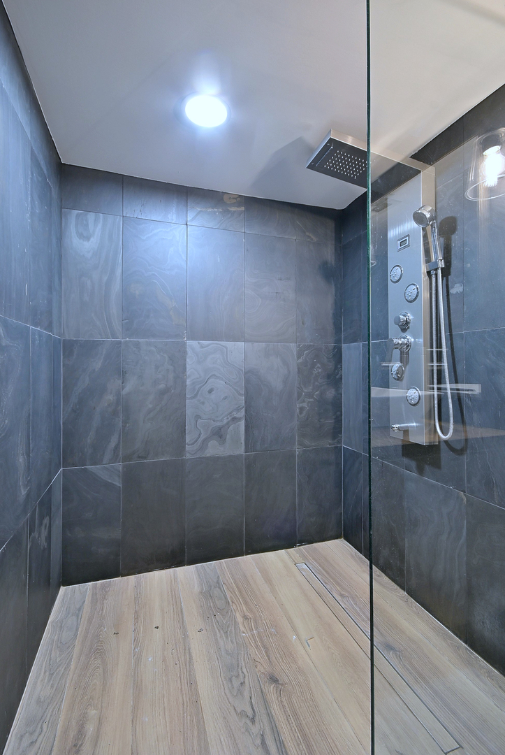 252 Ann Street, Clarendon Hills, IL 60514