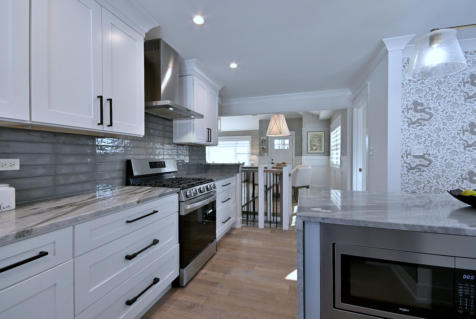 252 Ann Street, Clarendon Hills, IL 60514