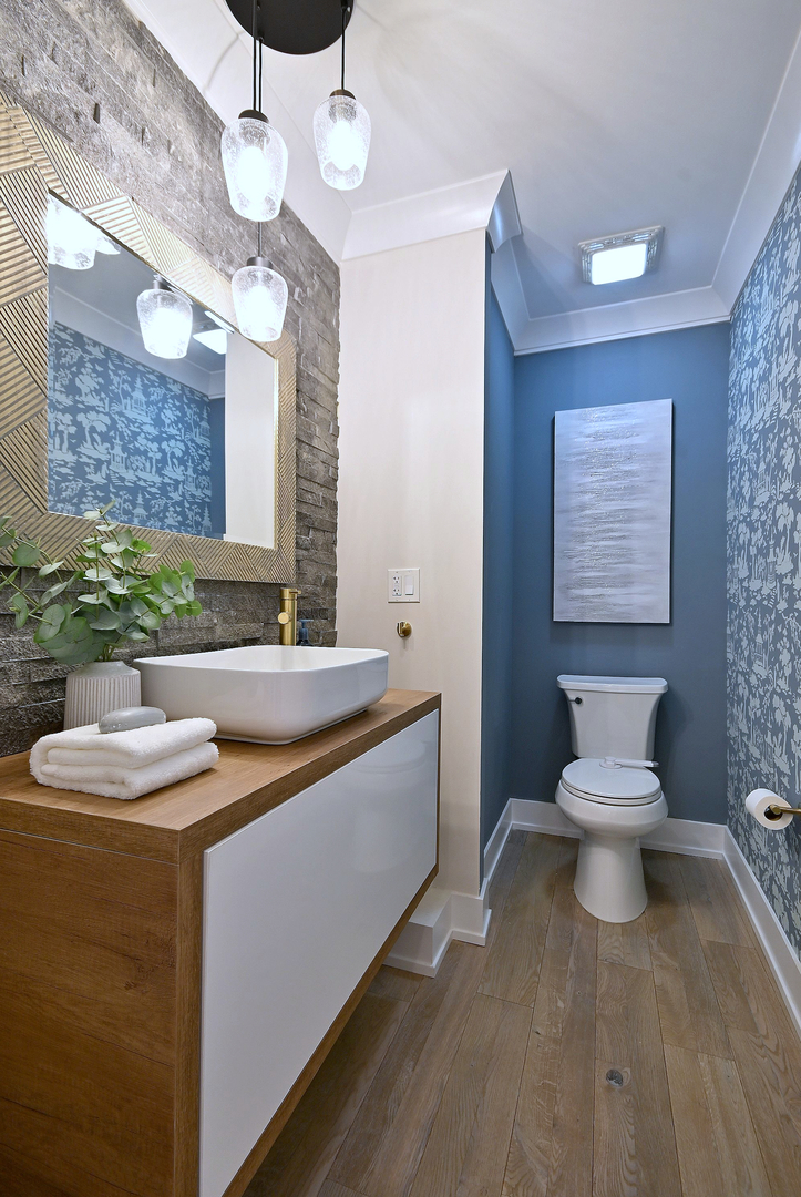 252 Ann Street, Clarendon Hills, IL 60514