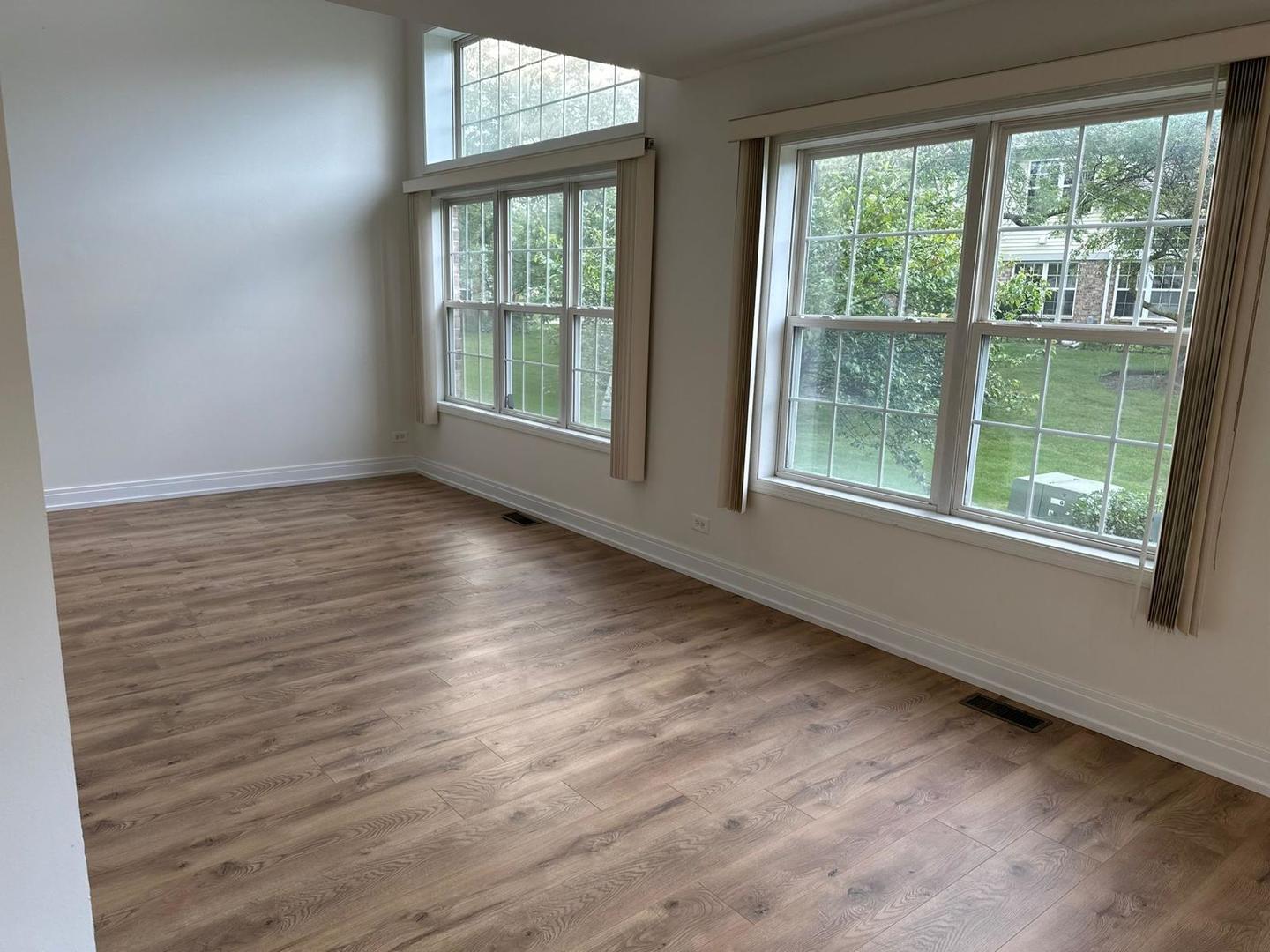 1436 Brittania Way, Roselle, IL 60172