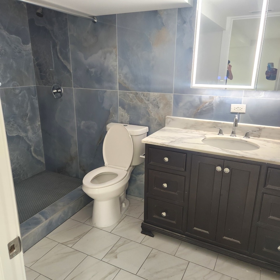 6350 S Champlain Avenue, Chicago, IL 60637