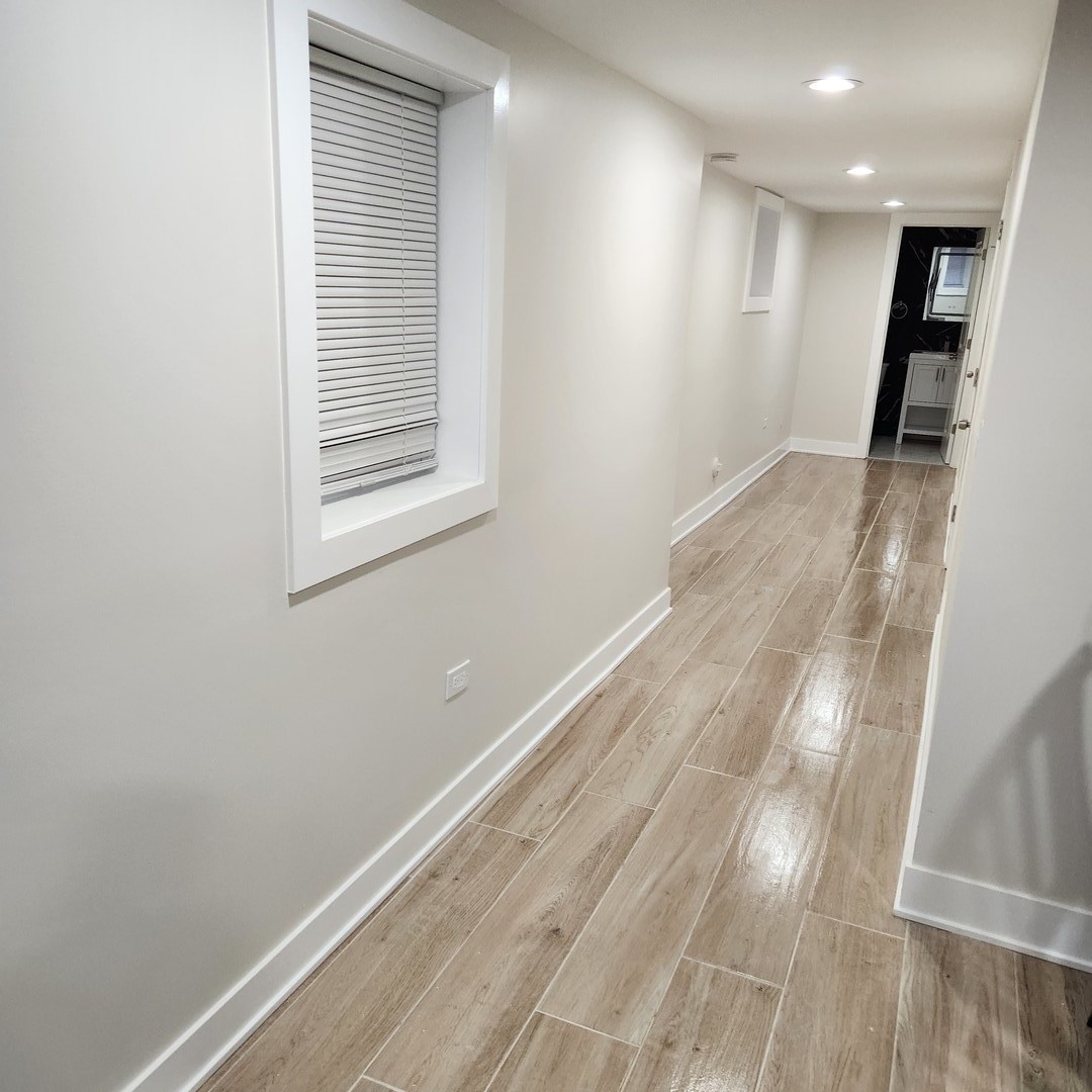 6350 S Champlain Avenue, Chicago, IL 60637