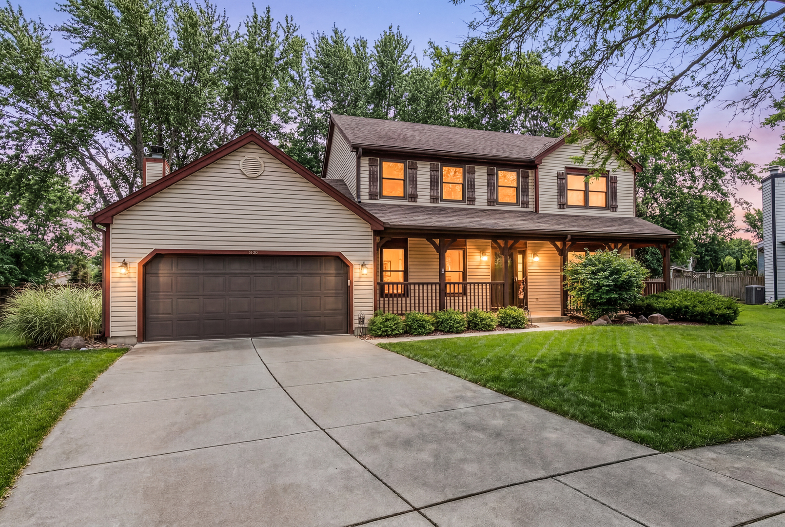 400 Green River Court, Schaumburg, IL 60194