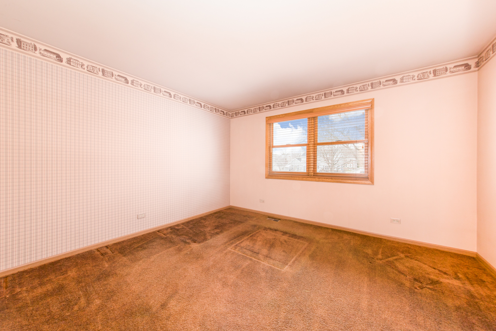 400 Green River Court, Schaumburg, IL 60194