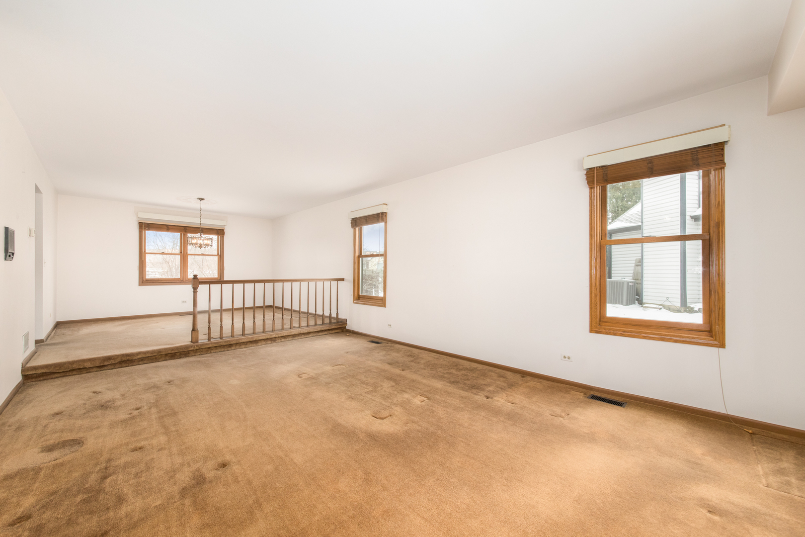 400 Green River Court, Schaumburg, IL 60194