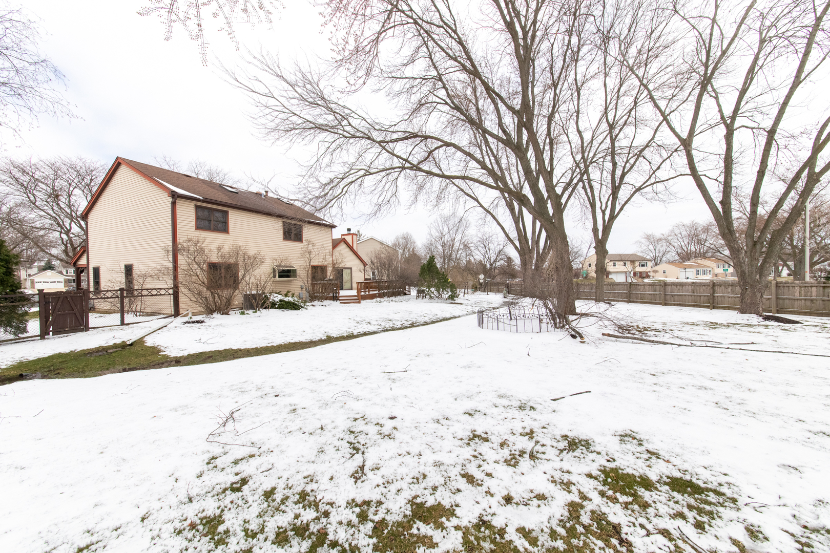 400 Green River Court, Schaumburg, IL 60194