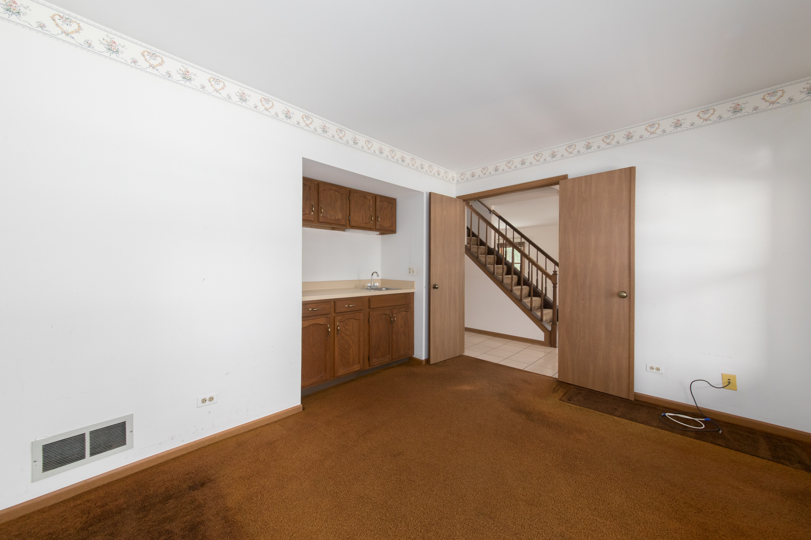 400 Green River Court, Schaumburg, IL 60194