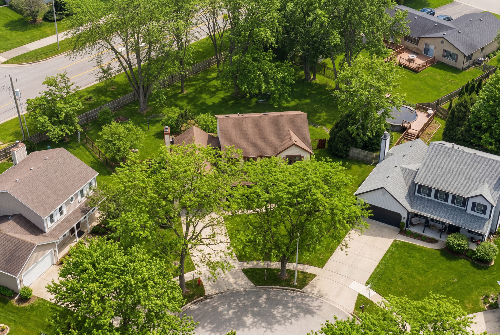 400 Green River Court, Schaumburg, IL 60194