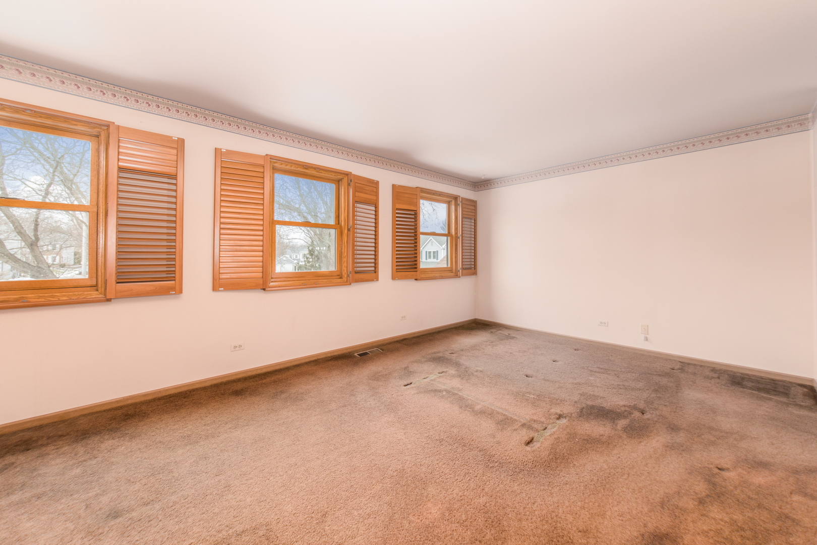 400 Green River Court, Schaumburg, IL 60194