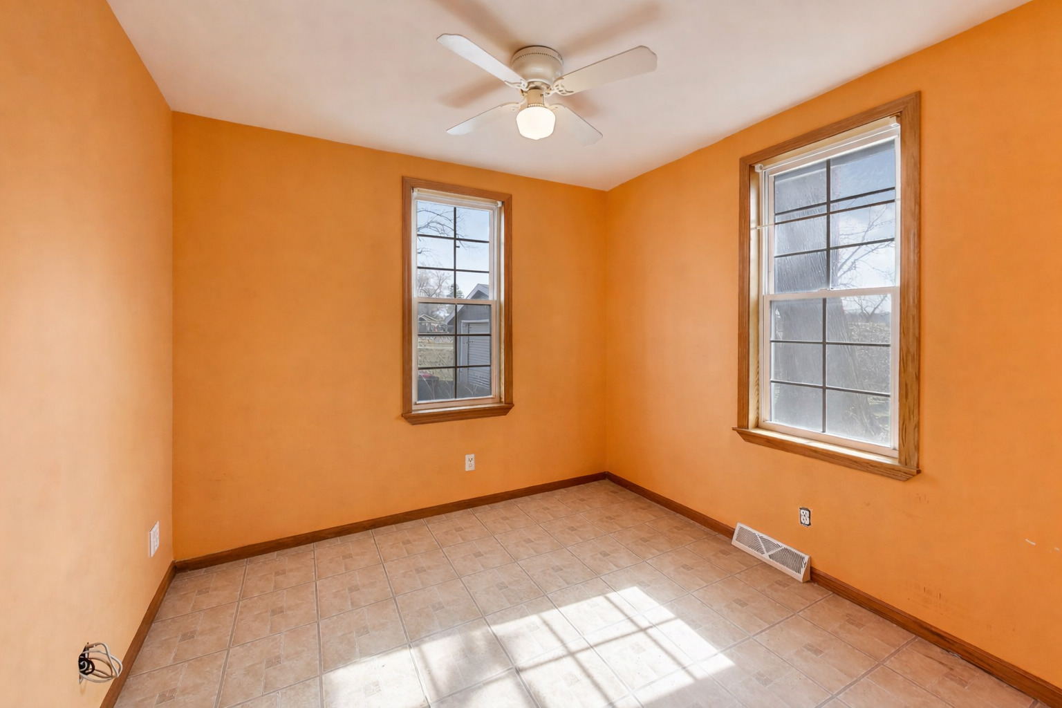 14895 W Russell Road, Zion, IL 60099