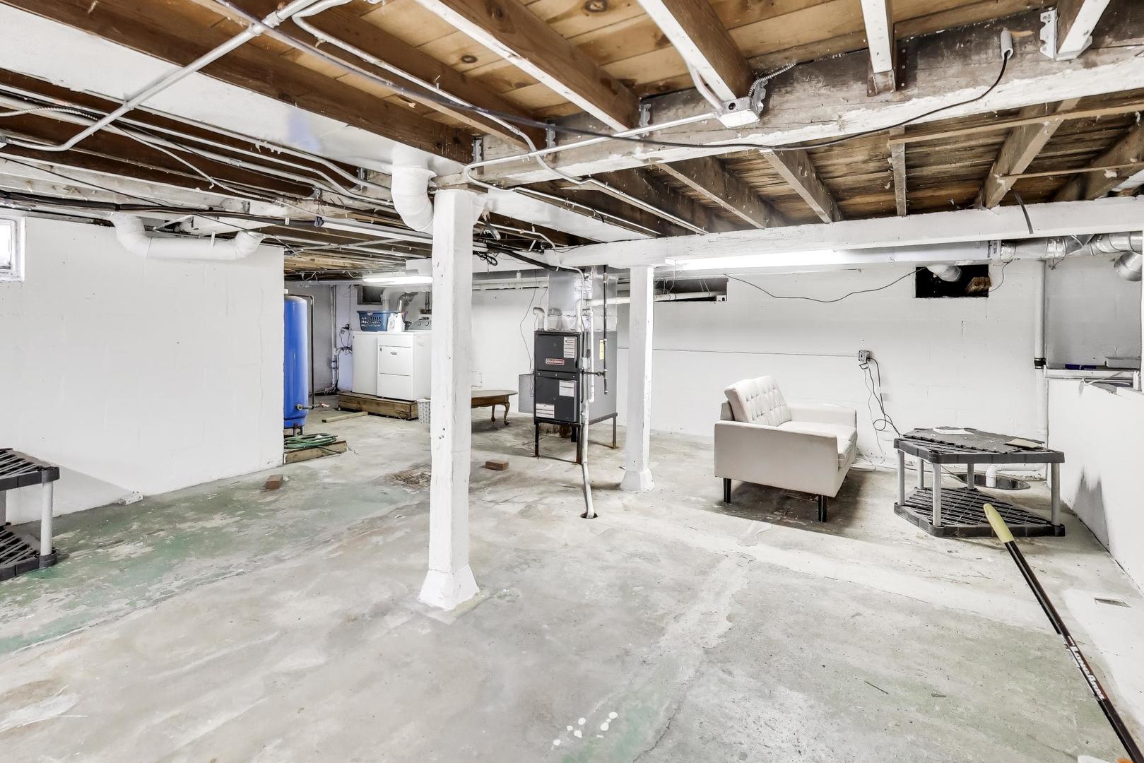 14895 W Russell Road, Zion, IL 60099