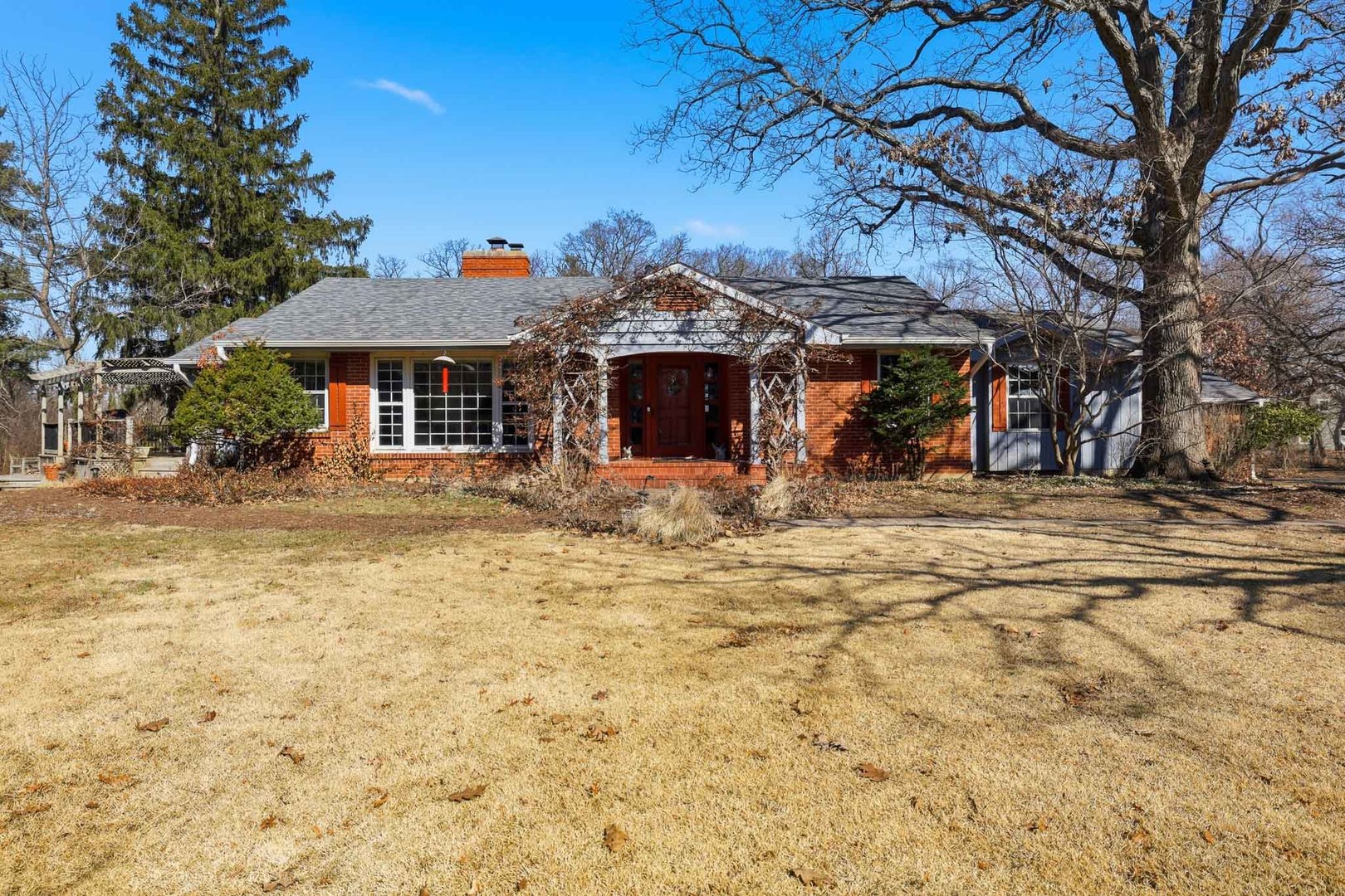 30W030 SCHICK Road, Bartlett, IL 60104