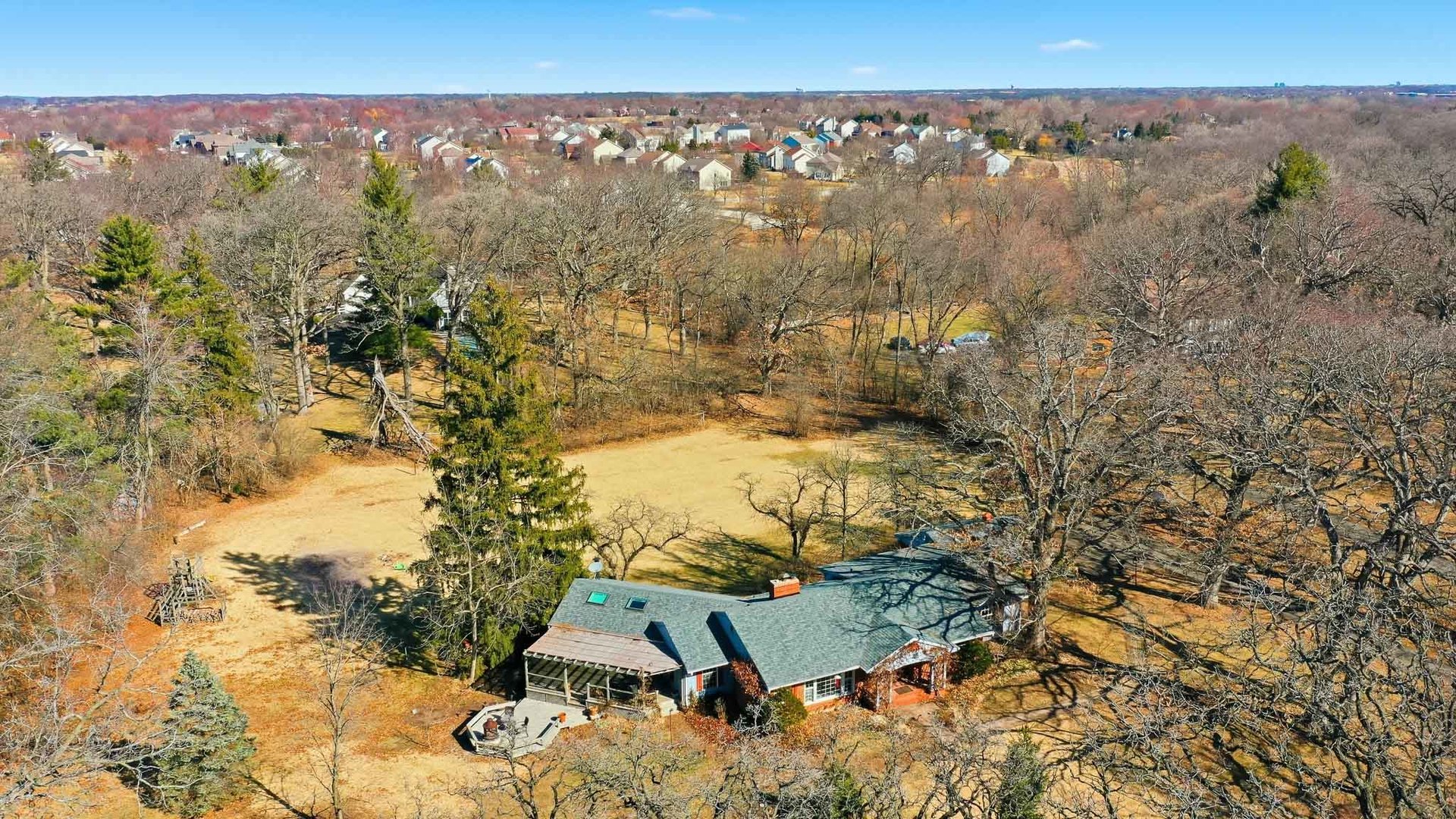 30W030 SCHICK Road, Bartlett, IL 60104