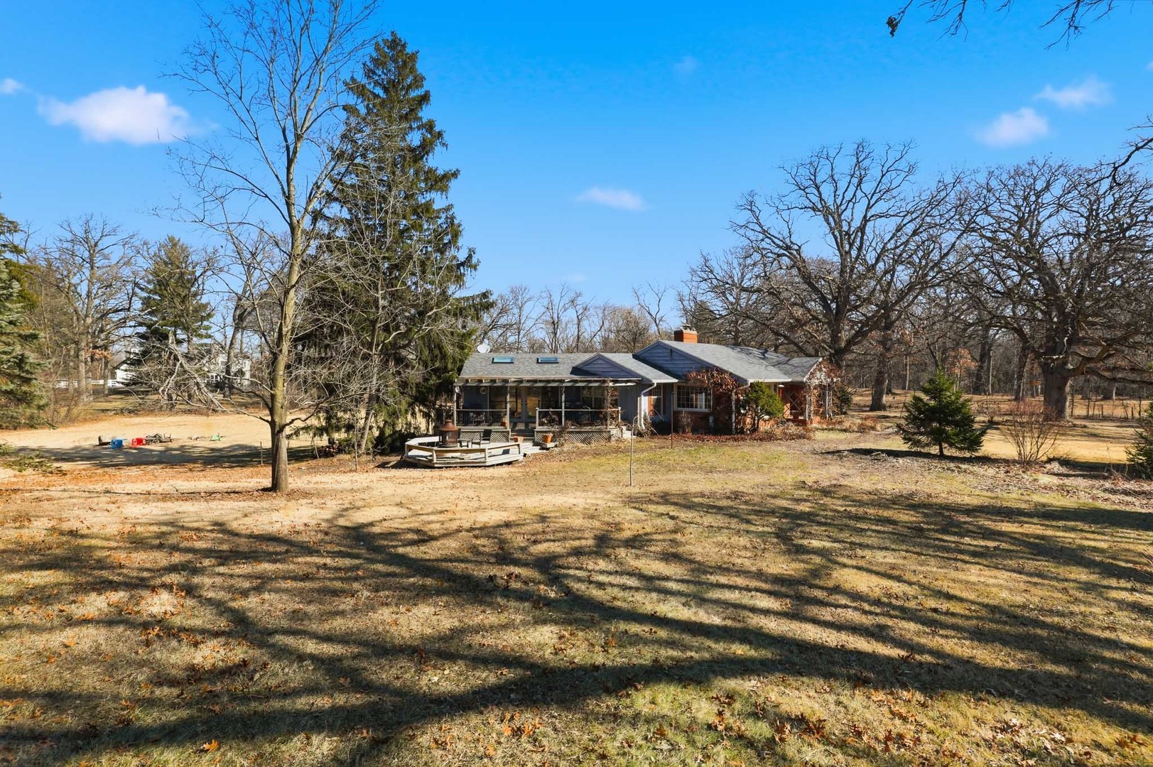 30W030 SCHICK Road, Bartlett, IL 60104