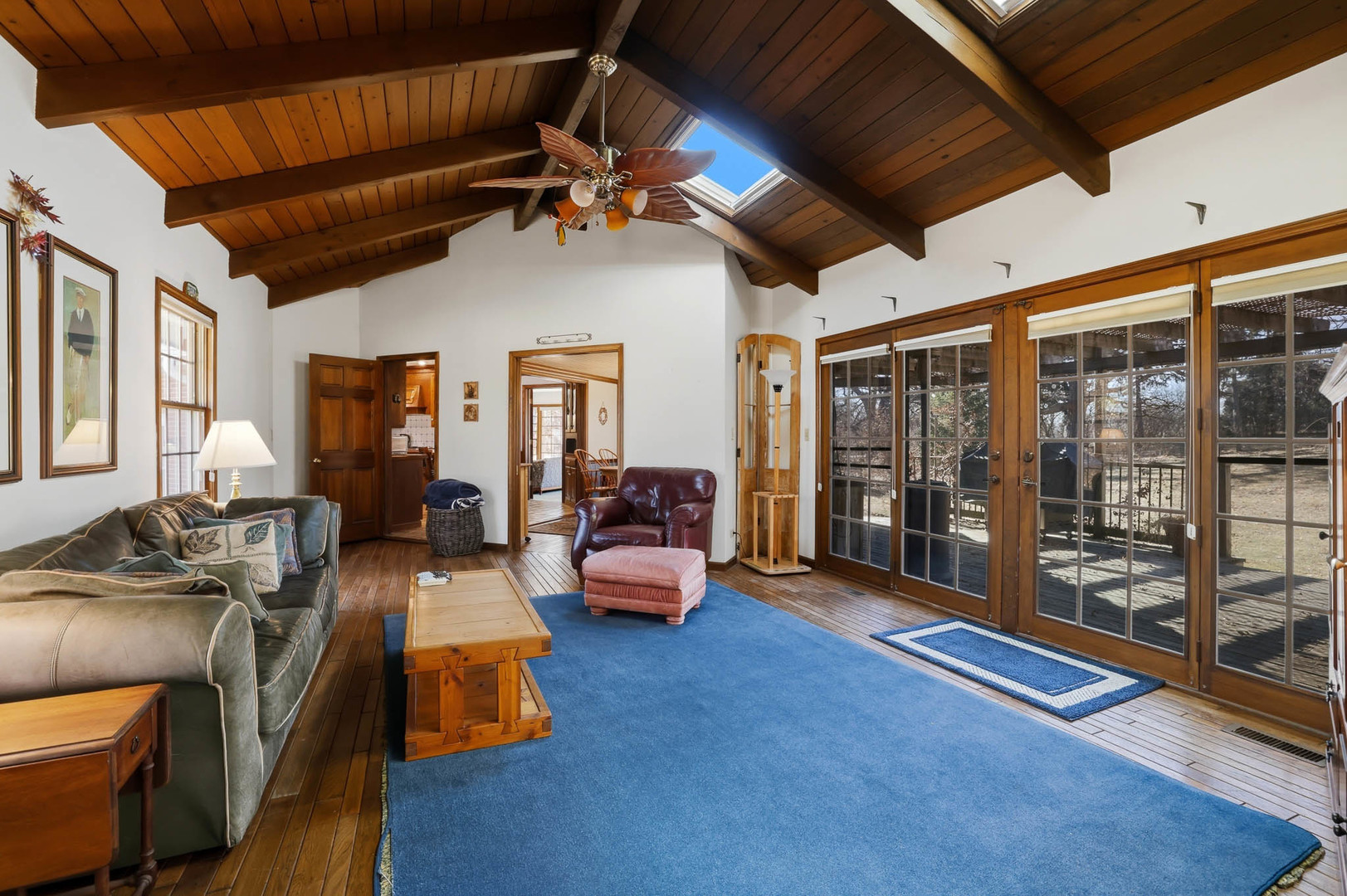 30W030 SCHICK Road, Bartlett, IL 60104