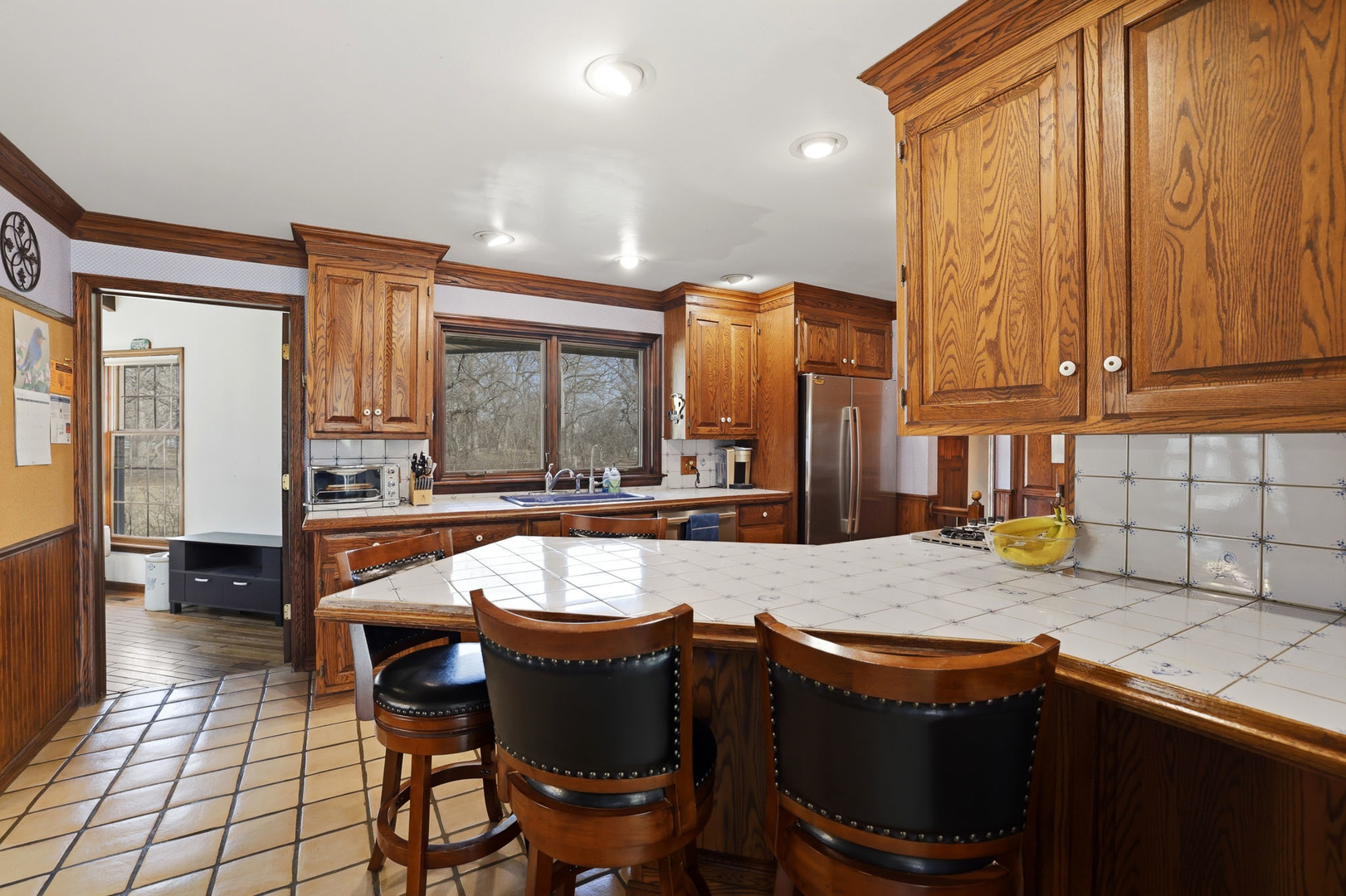 30W030 SCHICK Road, Bartlett, IL 60104