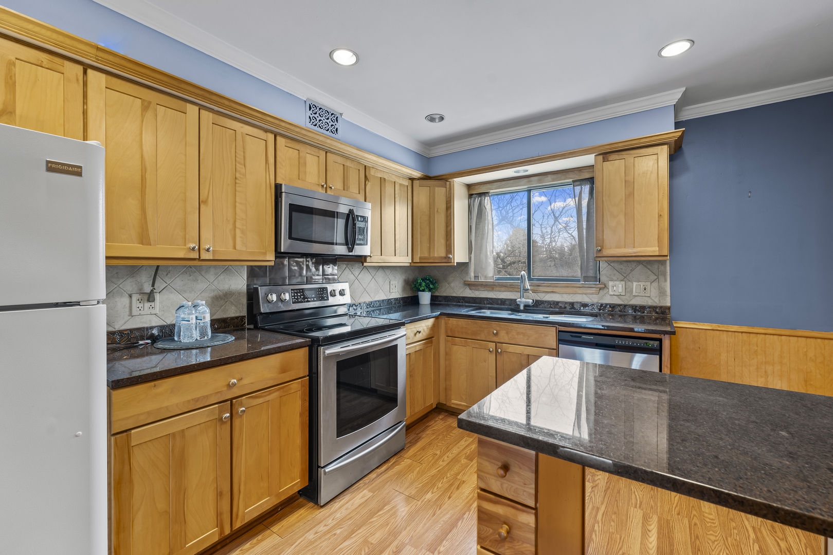 3250 Sanders Road #10C, Northbrook, IL 60062