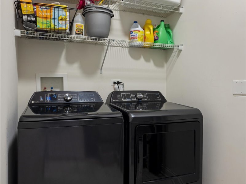 1000 Village Center Drive #405, Burr Ridge, IL 60527