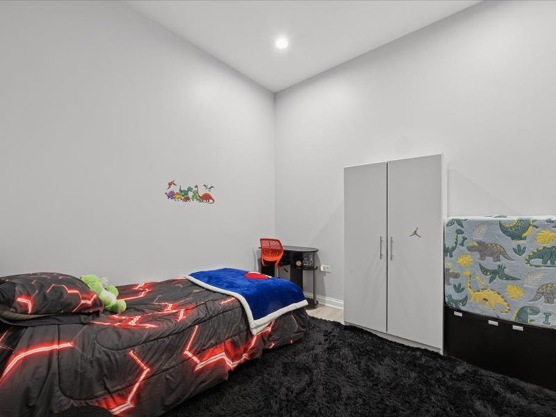 1000 Village Center Drive #405, Burr Ridge, IL 60527