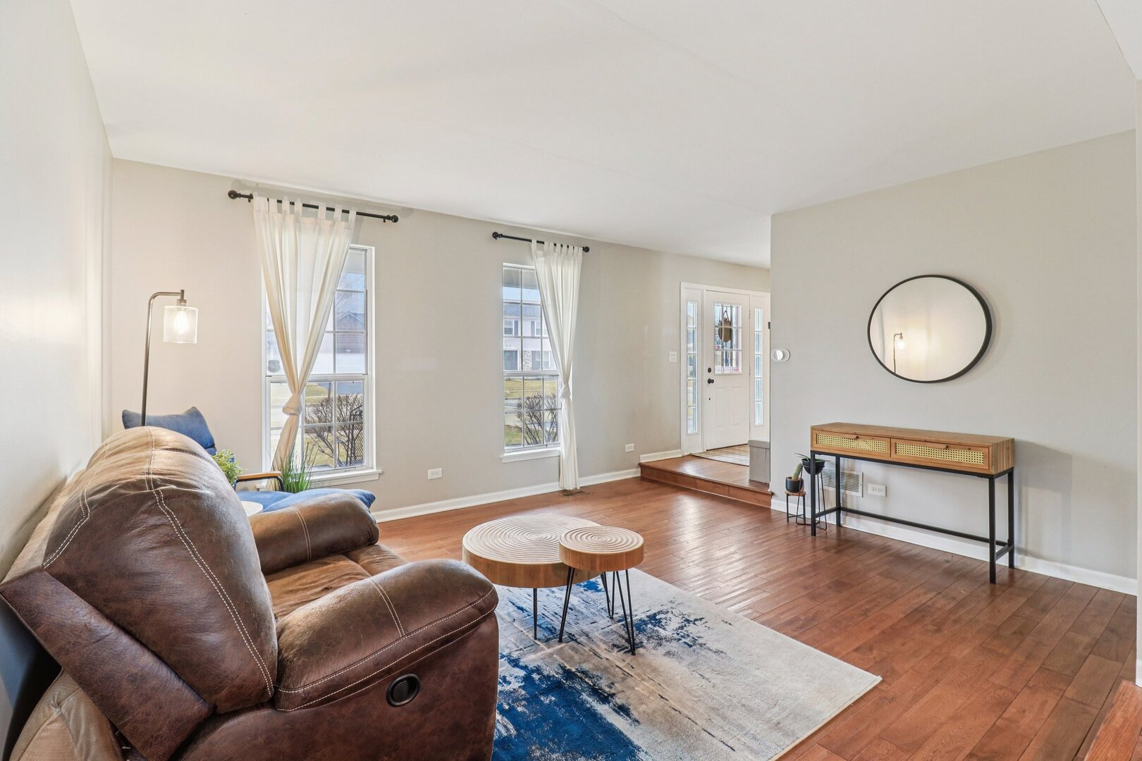 1653 Brighton Drive, Mundelein, IL 60060