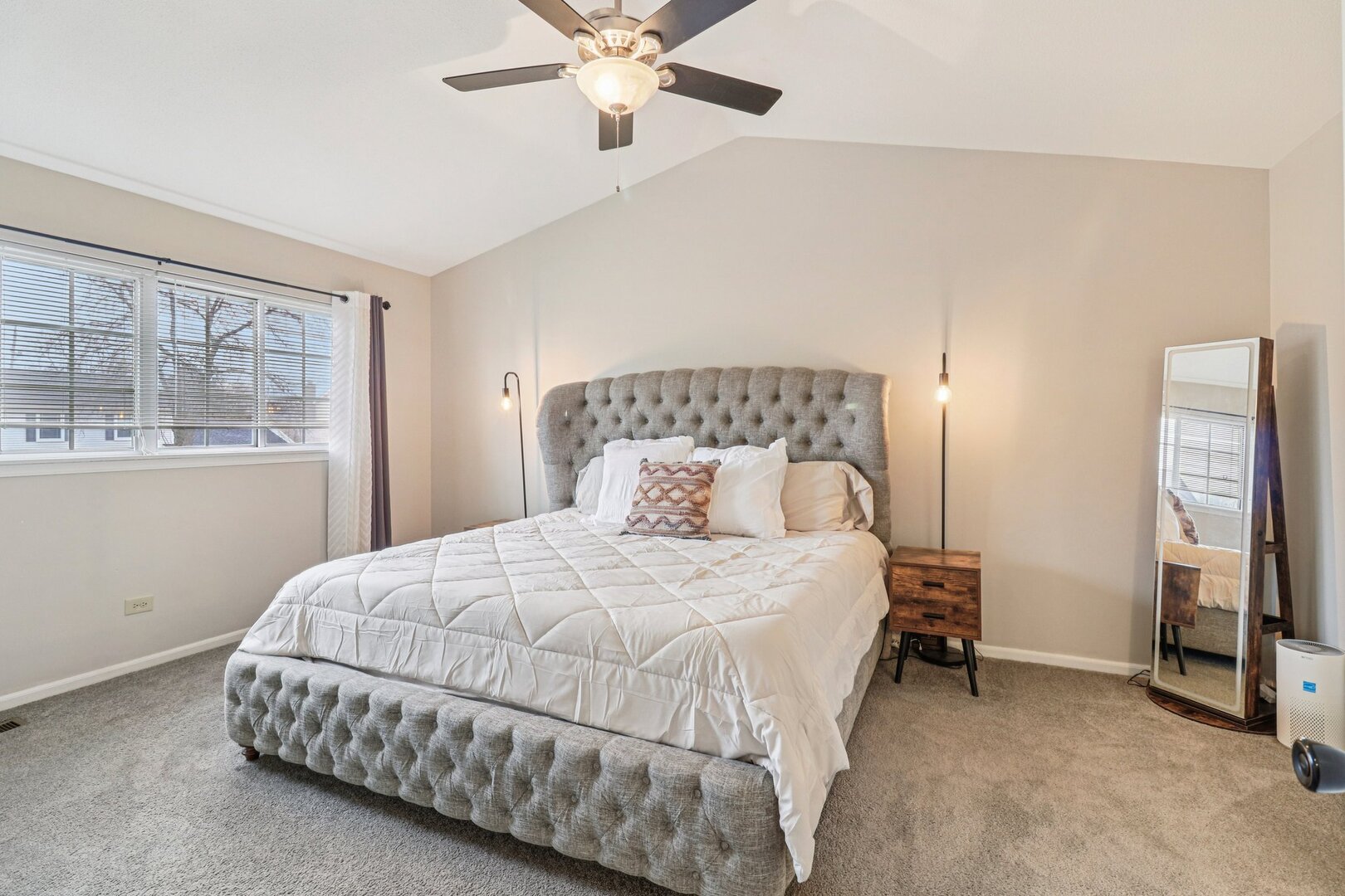 1653 Brighton Drive, Mundelein, IL 60060