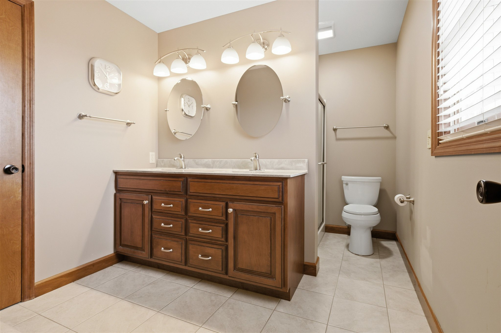 2 Knottingham Court, Bloomington, IL 61704