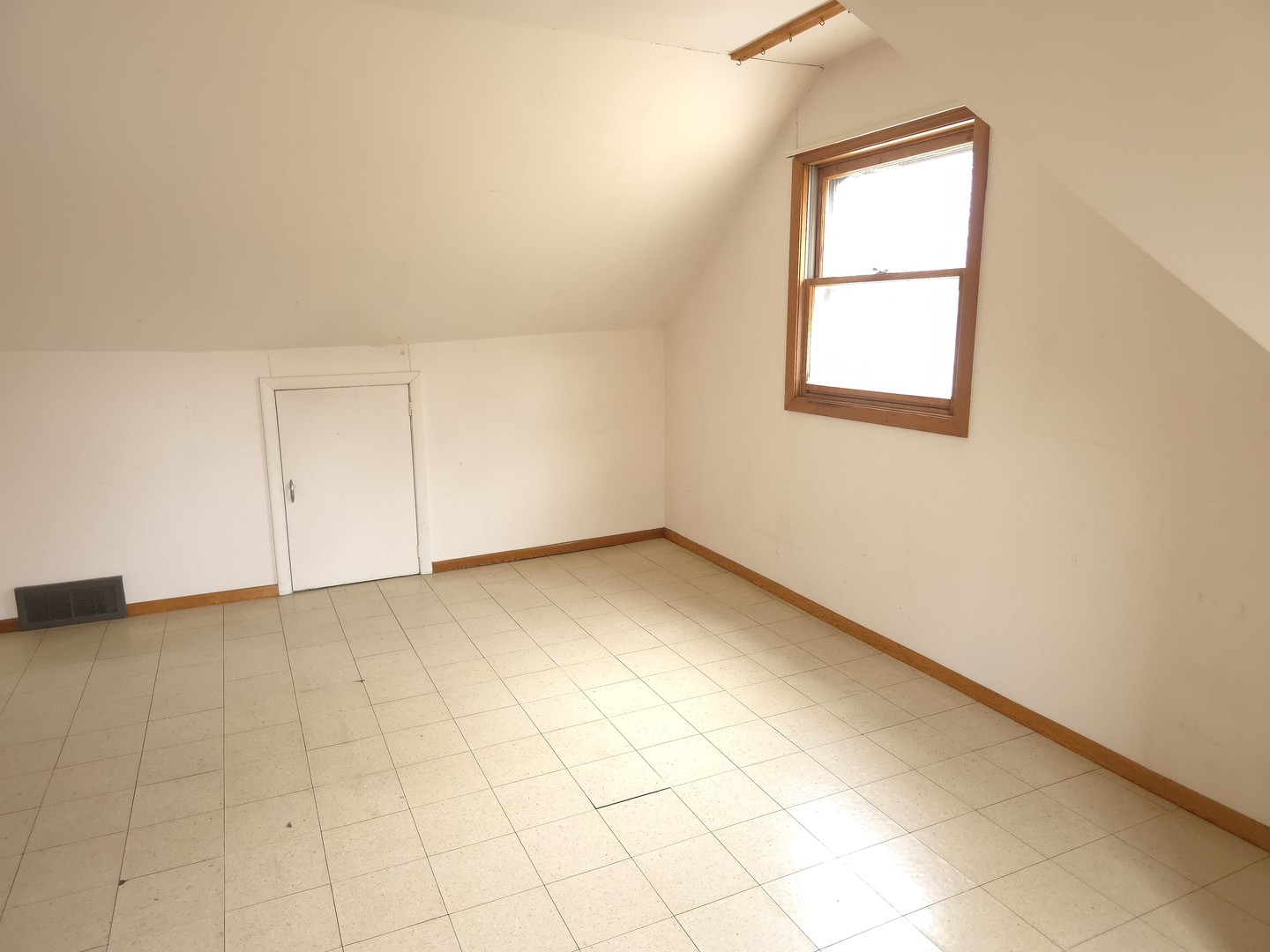 1021 W 173rd Street, Hazel Crest, IL 60429