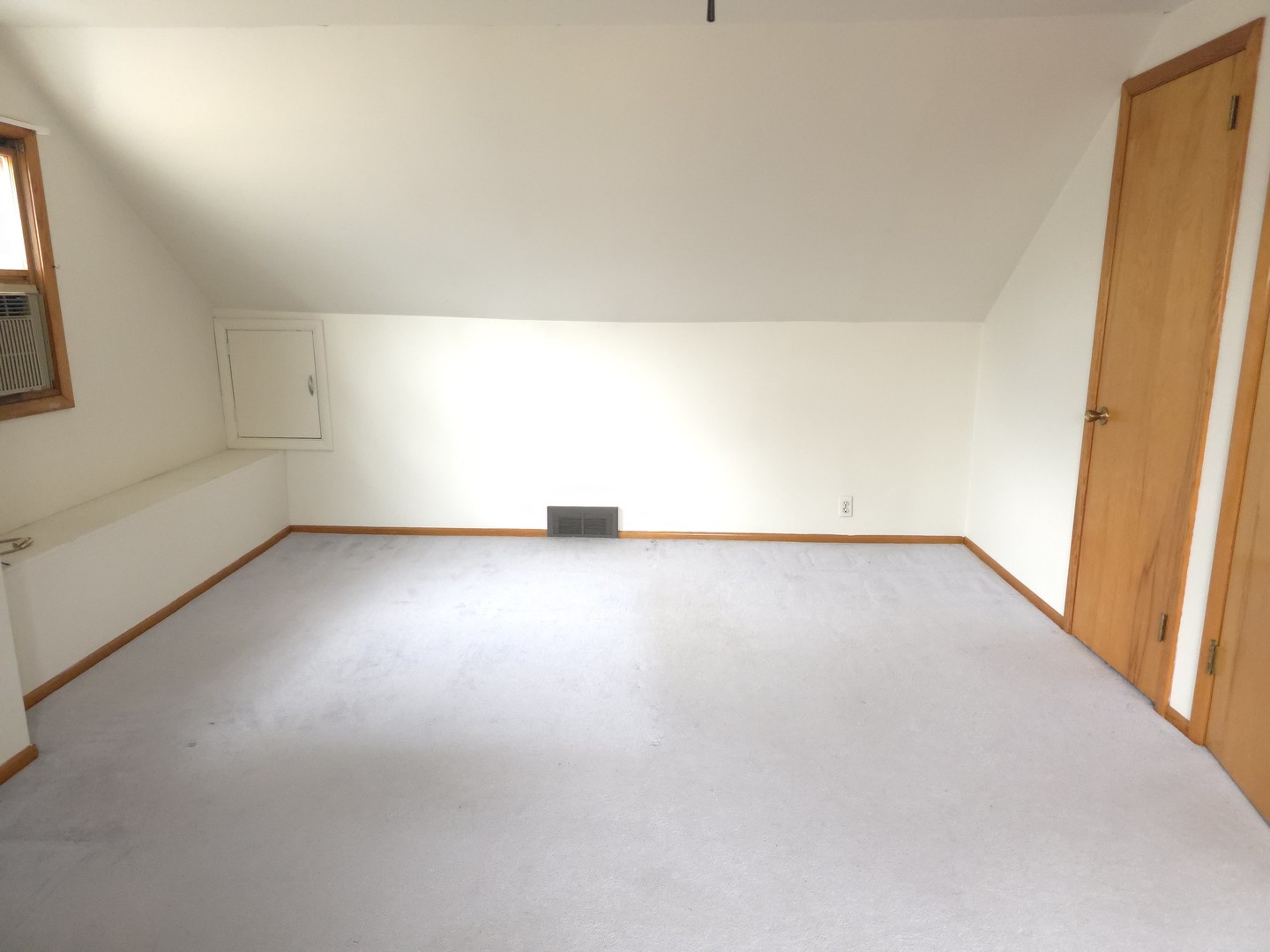 1021 W 173rd Street, Hazel Crest, IL 60429