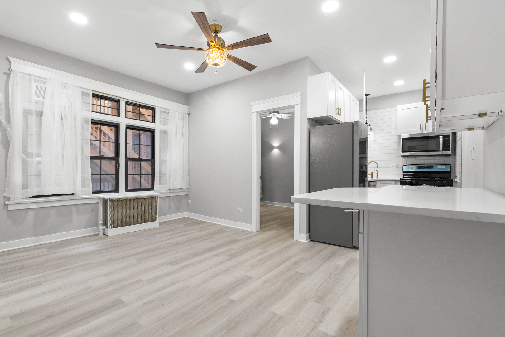 1127 W FARWELL Avenue #105, Chicago, IL 60626