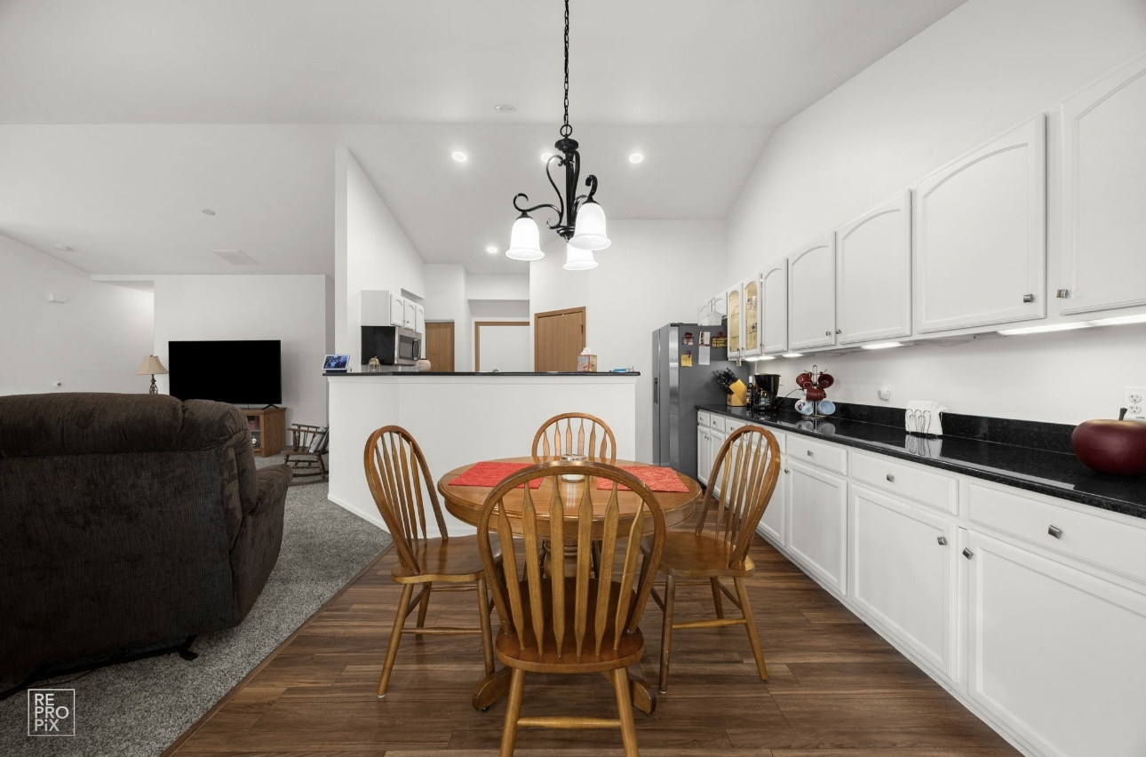 1623 Cadillac Circle, Romeoville, IL 60446